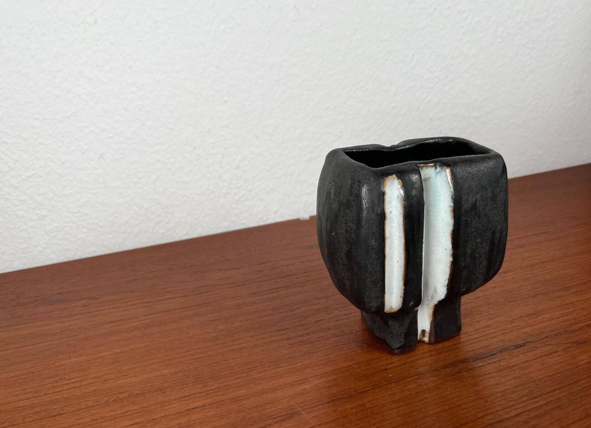 Mid-century studio pottery vase by Helmut Friedrich Schäffenacker for Schäffenacker Keramik, 1960s.
