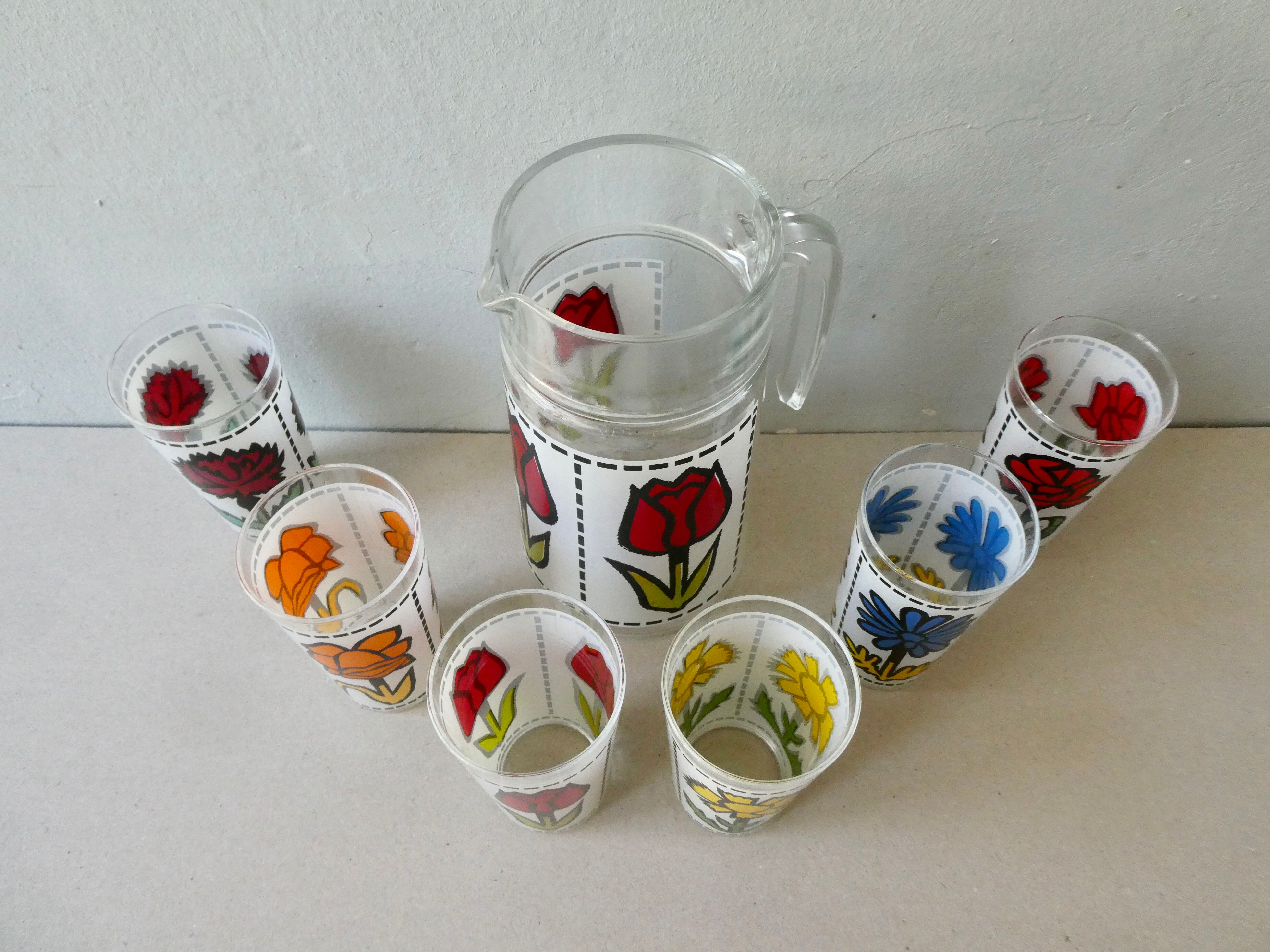 Orangeade service, 1 carafe and its 6 glasses, decoration flowers, France