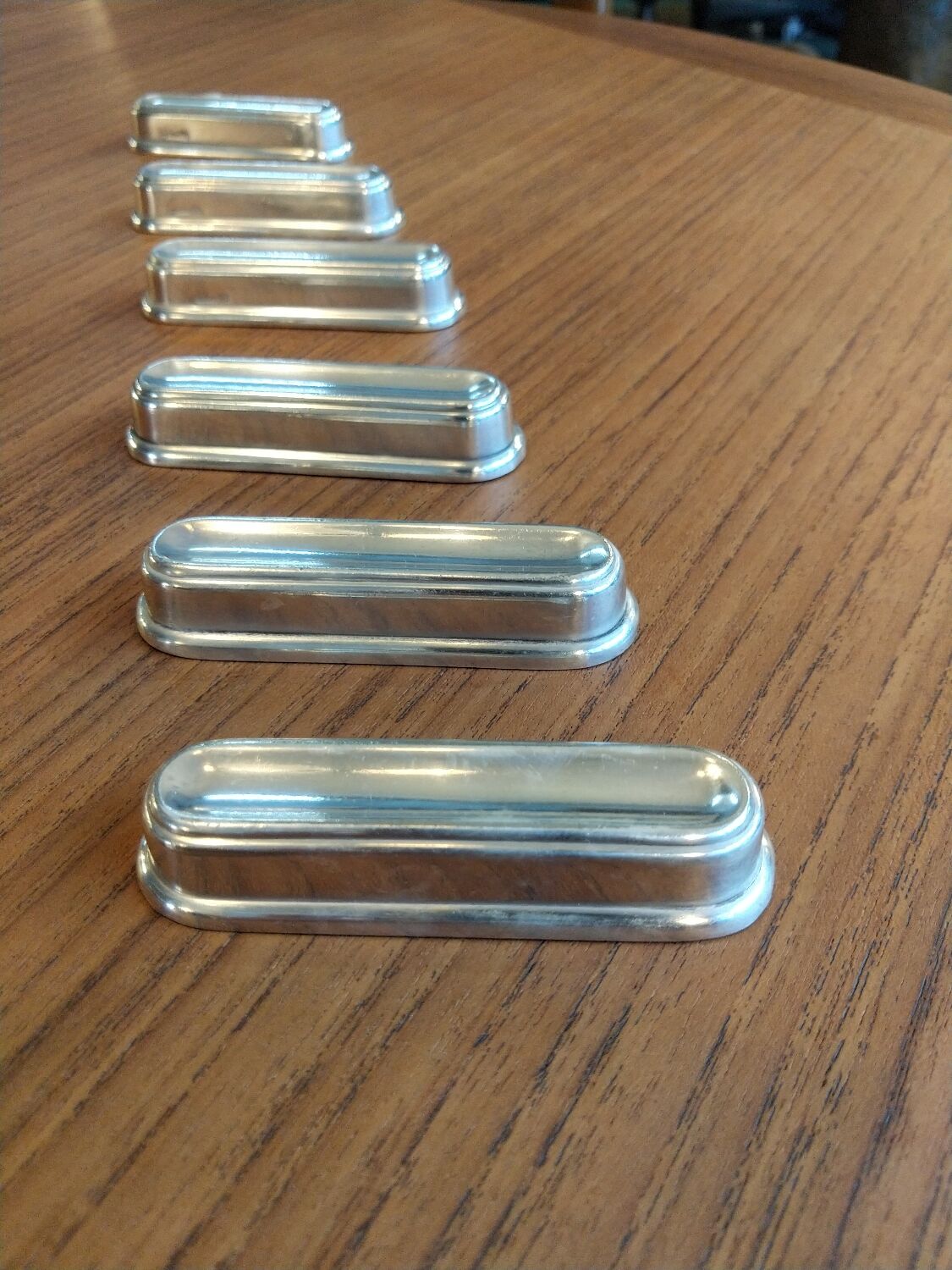 6 Christofle knife holders