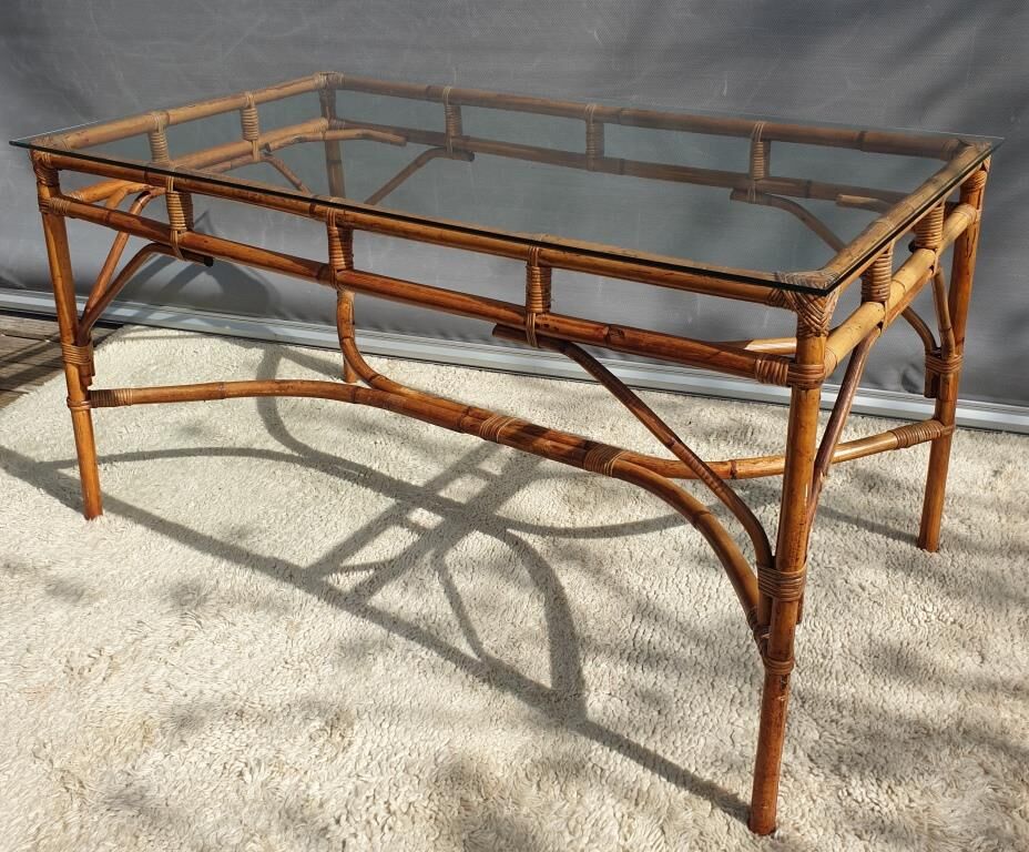 Table en rotin vintage