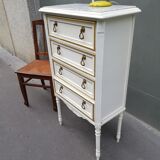 Neoclassical vertical dresser