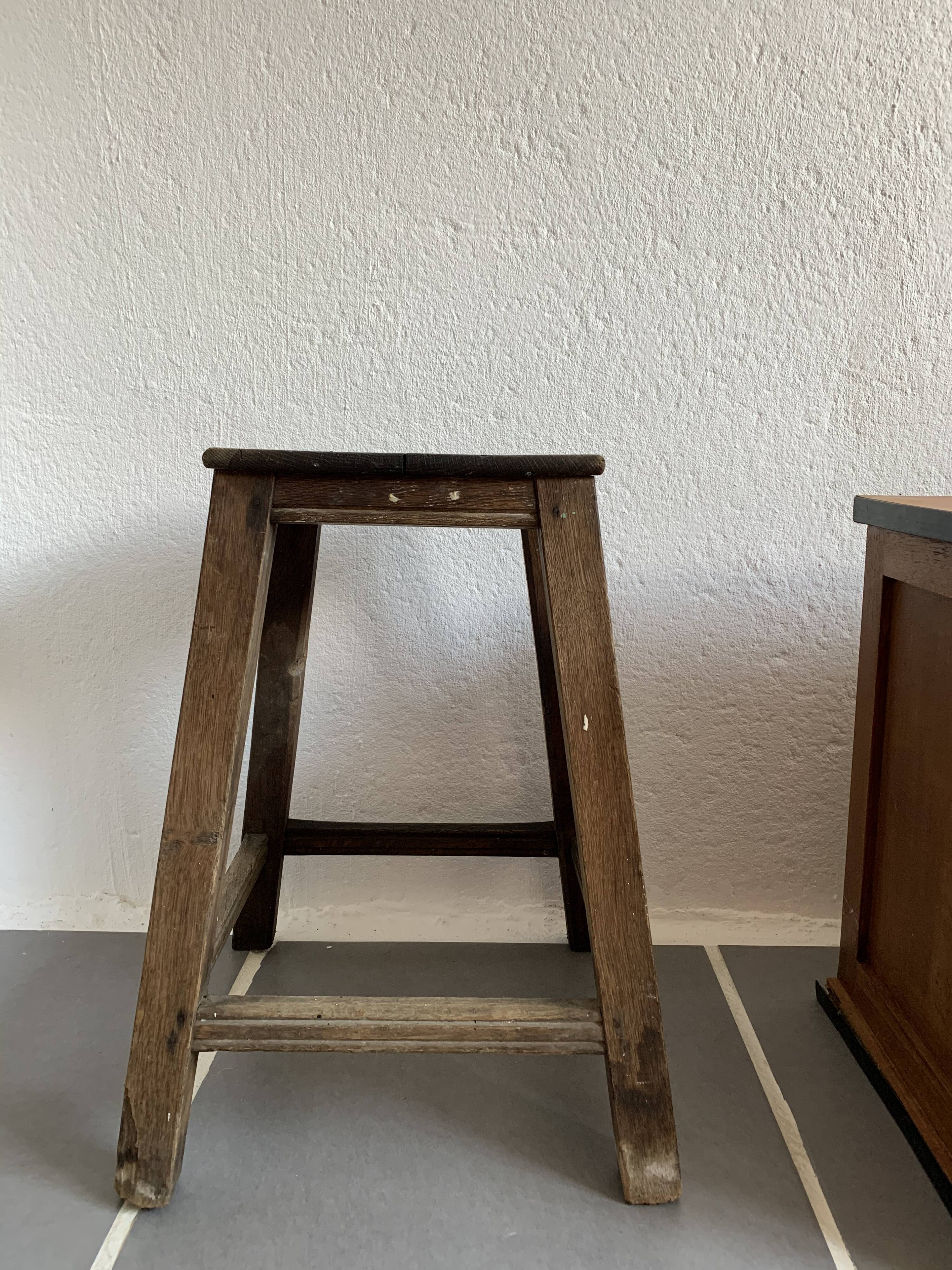 Old farm tabouret