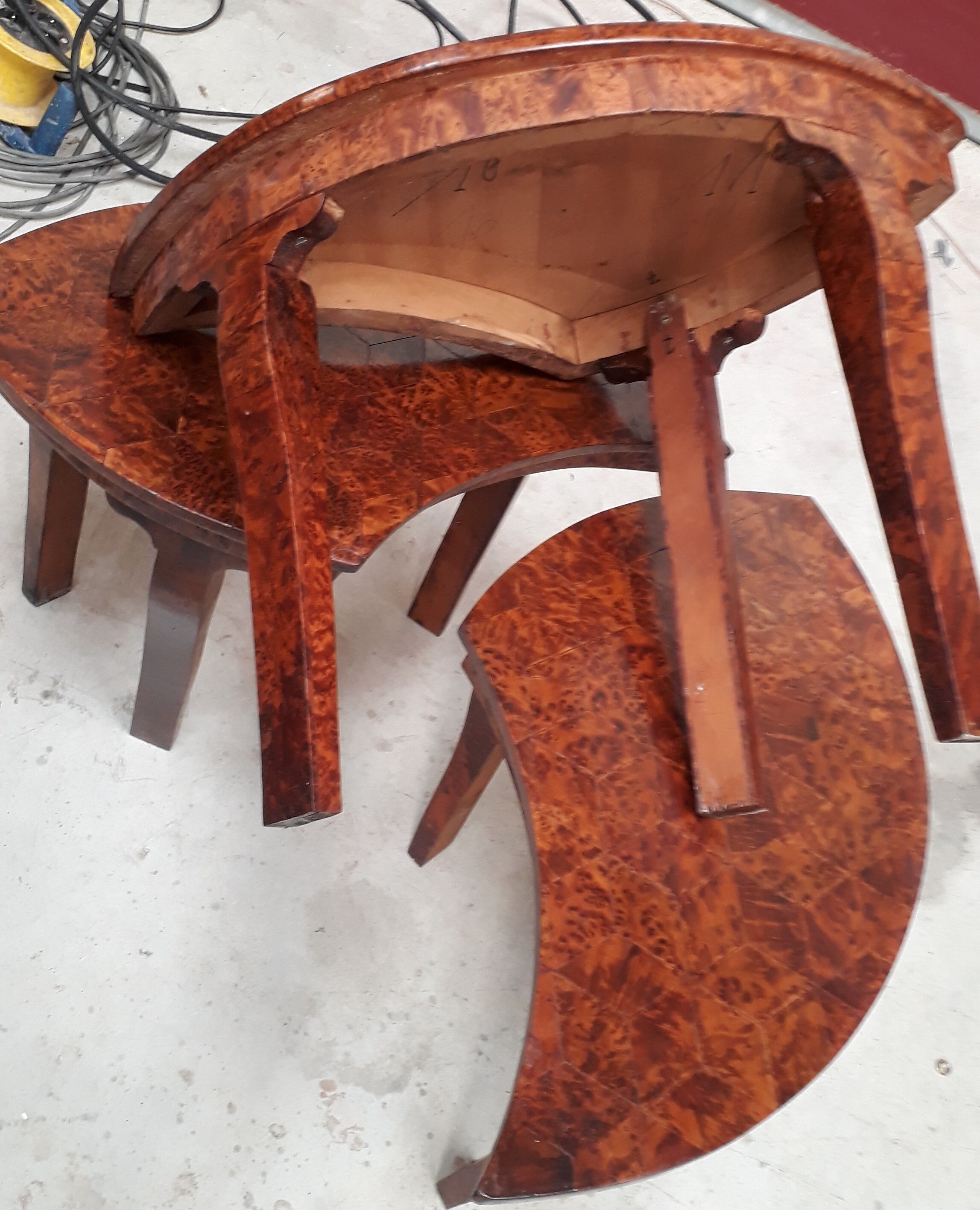 Coffee table in thuya magnifying glass 1960