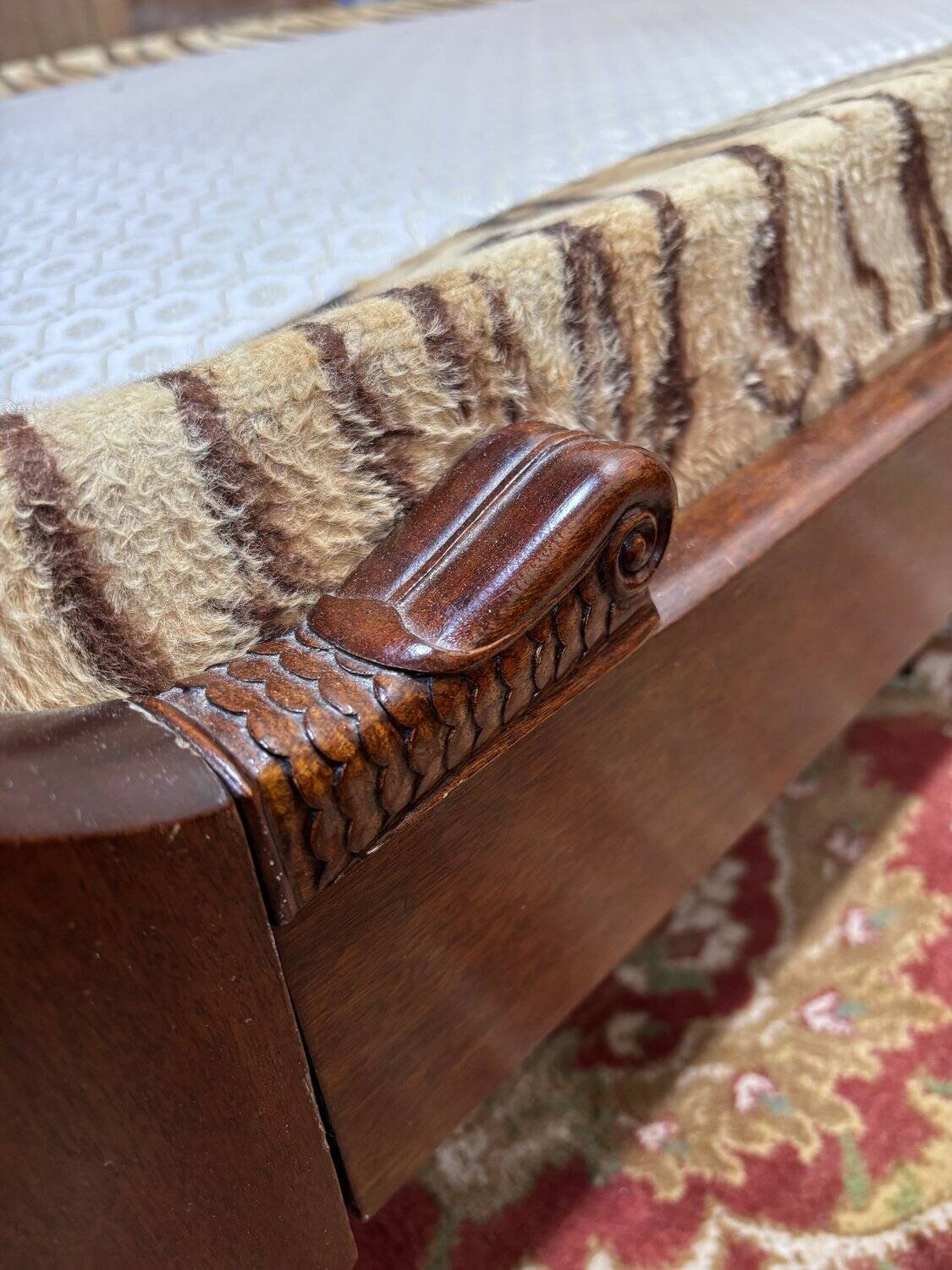 Lits jumeaux de style empire en acajou