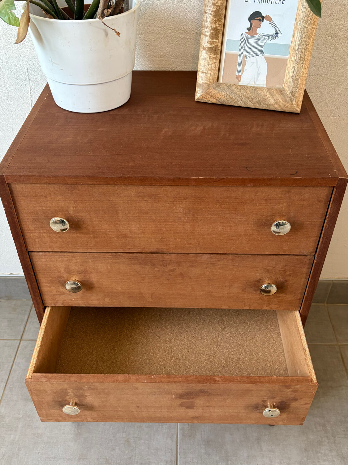 Vintage 1960s chest of drawers / chiffonnier