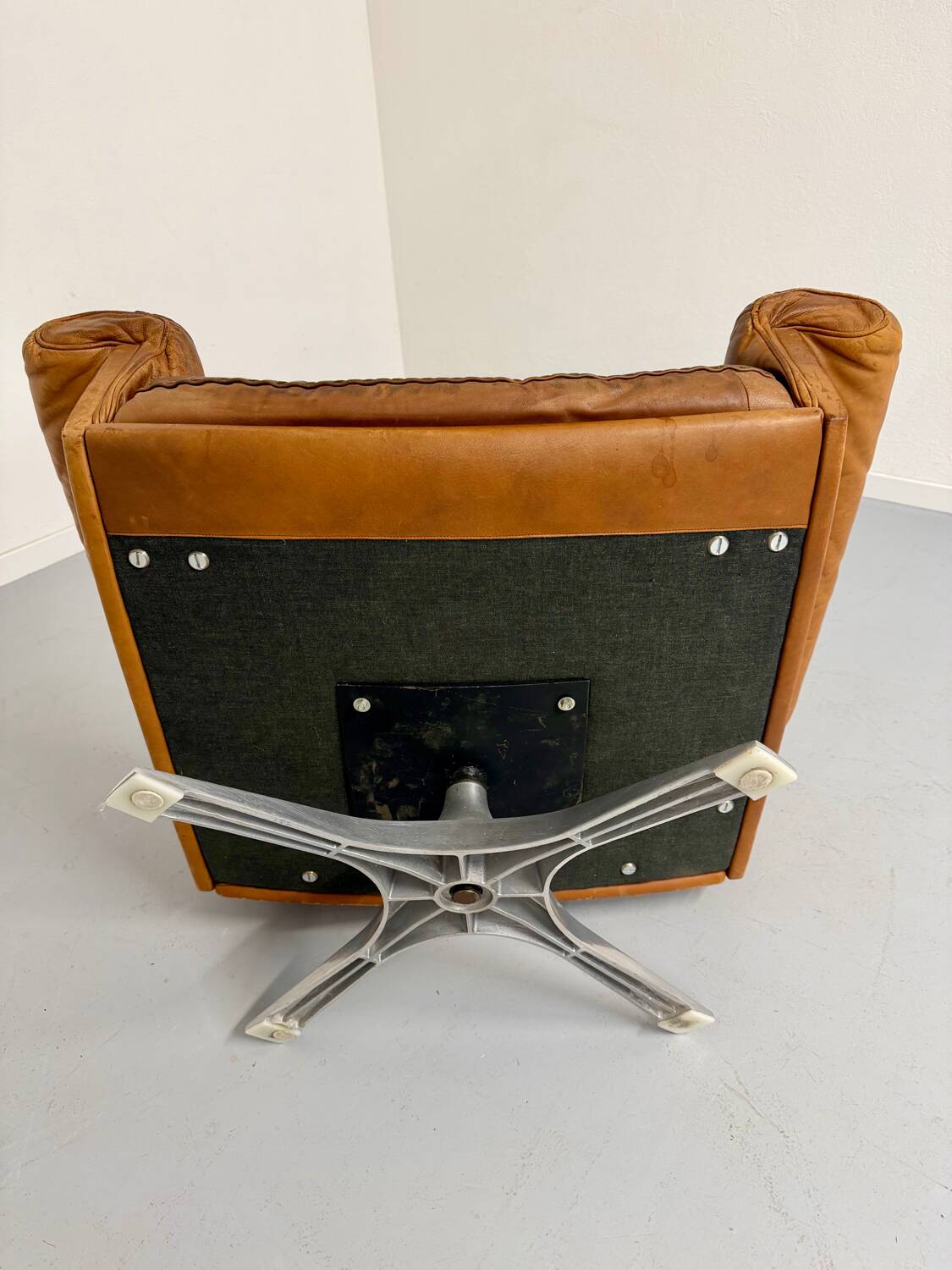 Vintage DE SEDE DS-31 brown leather armchair from the 1970s