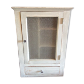 Armoire à pharmacie