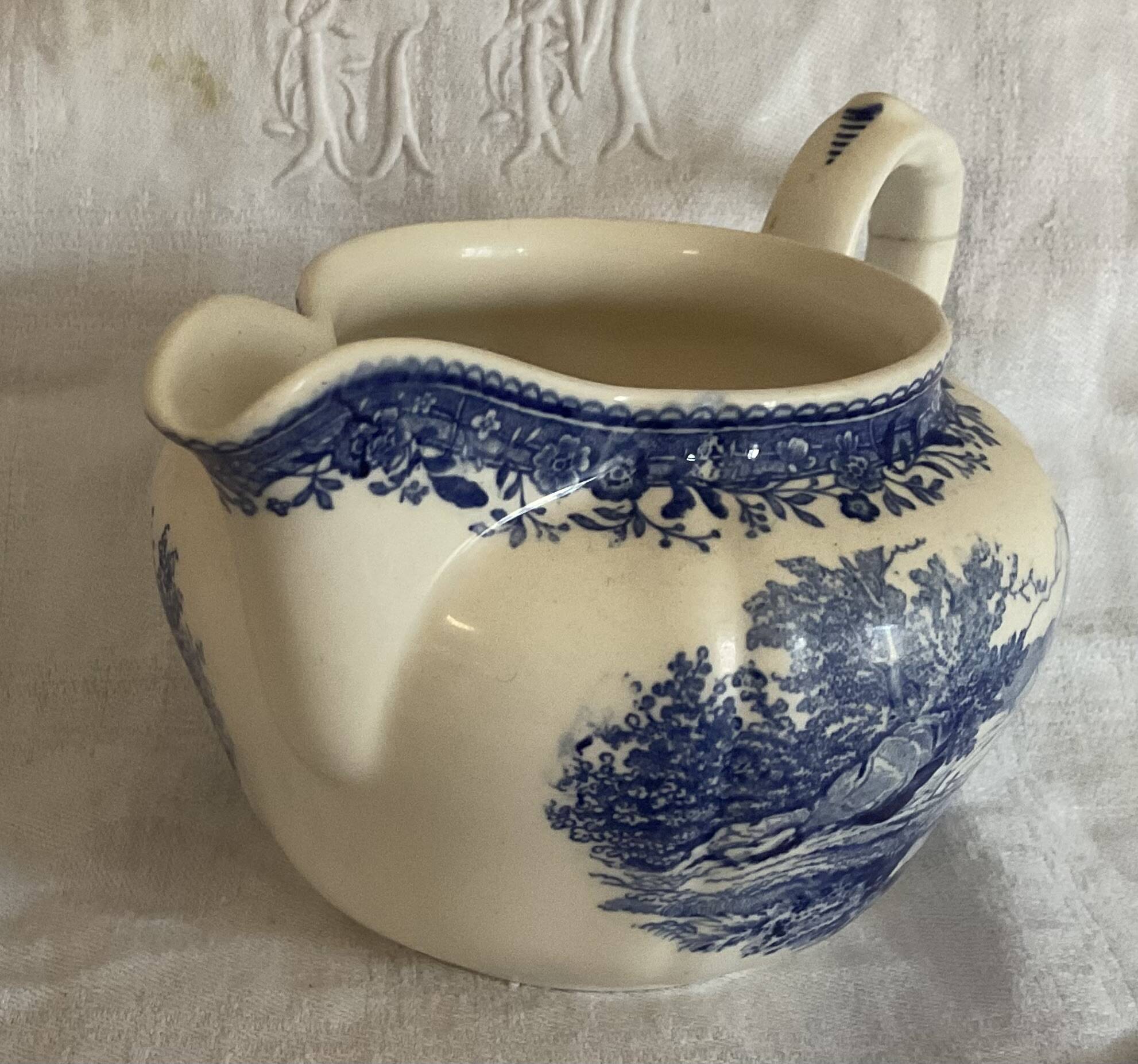 Villeroy and Boch tea service model Burgenland