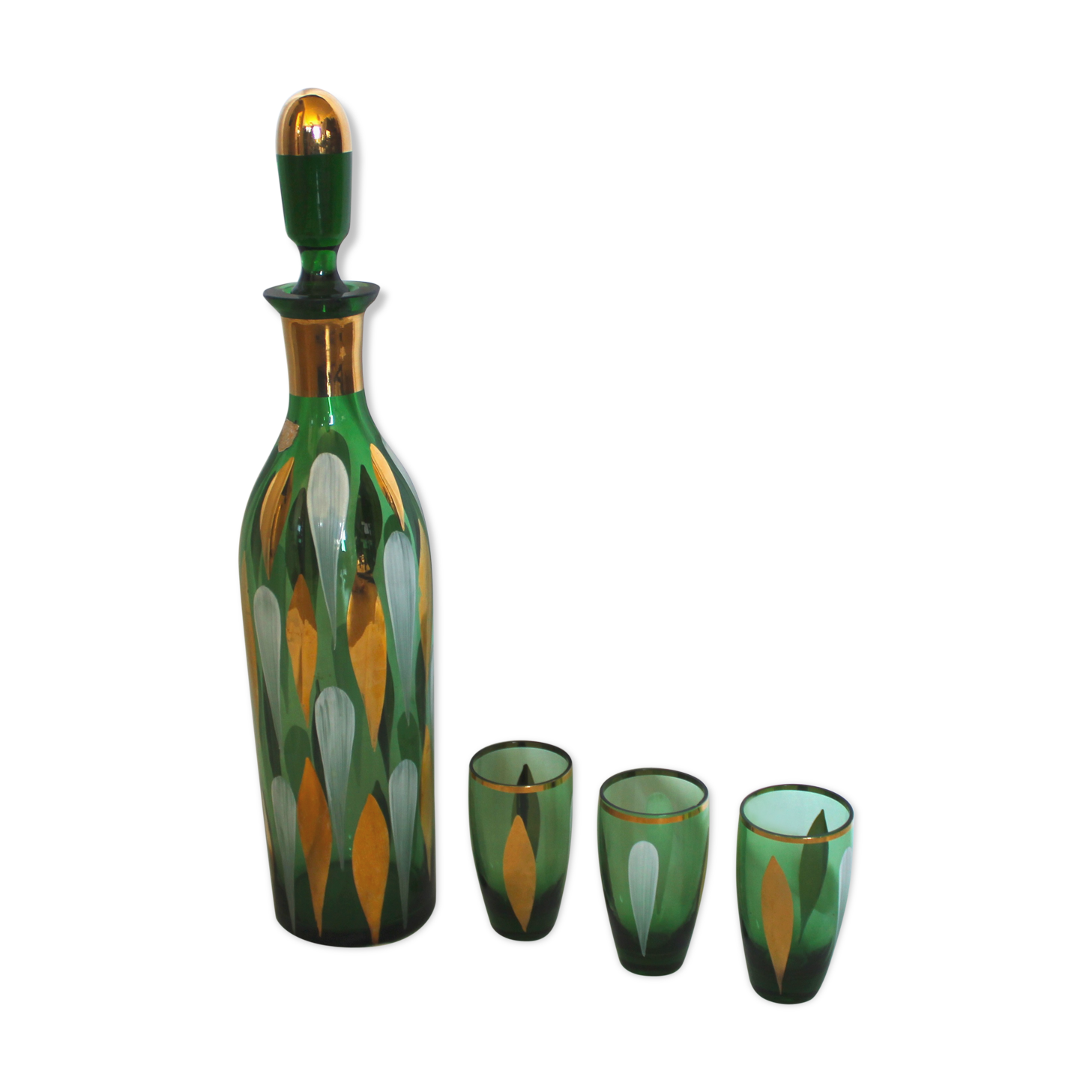 Set carafe and glasses