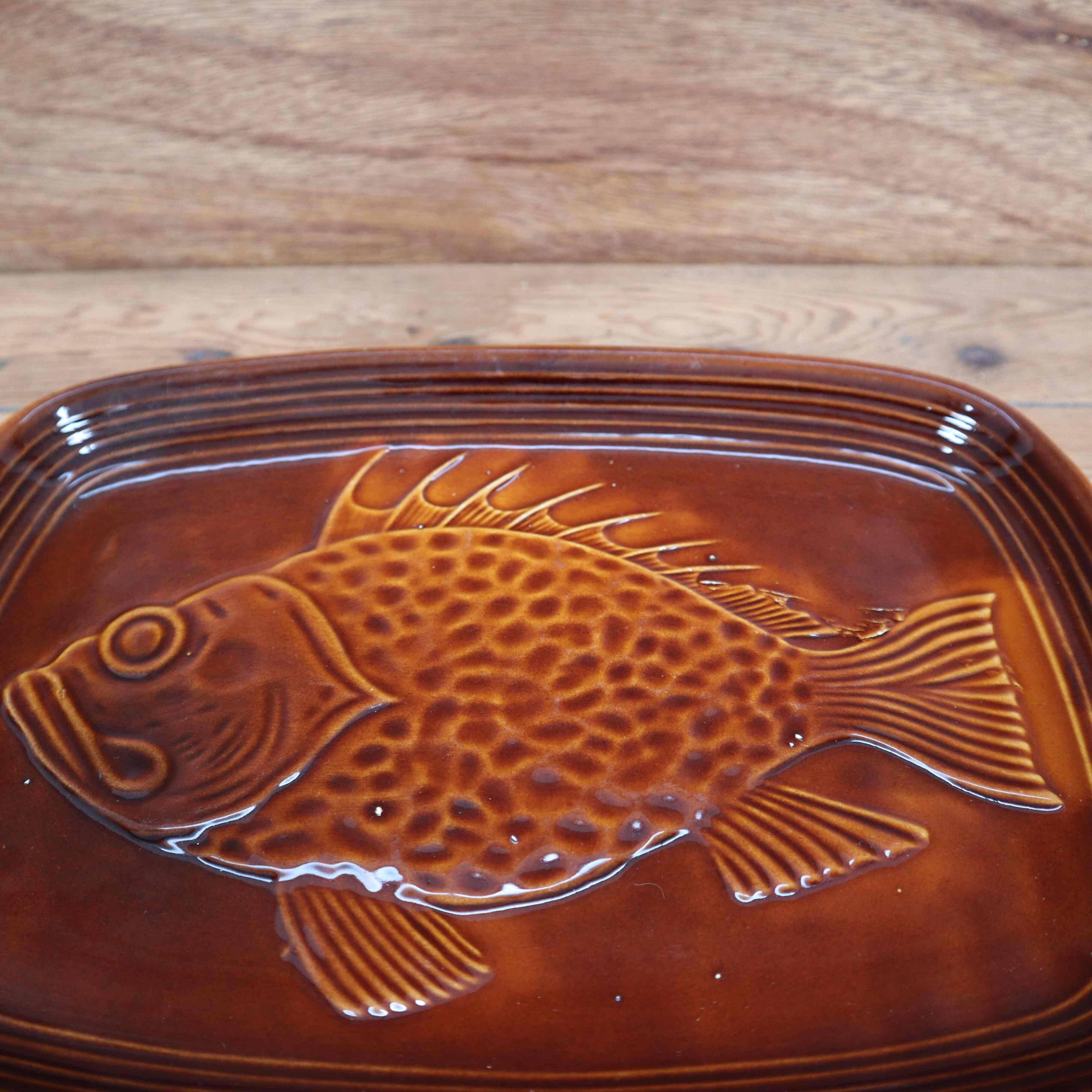 Fish plate Earthenware Saint Clément 1304 France