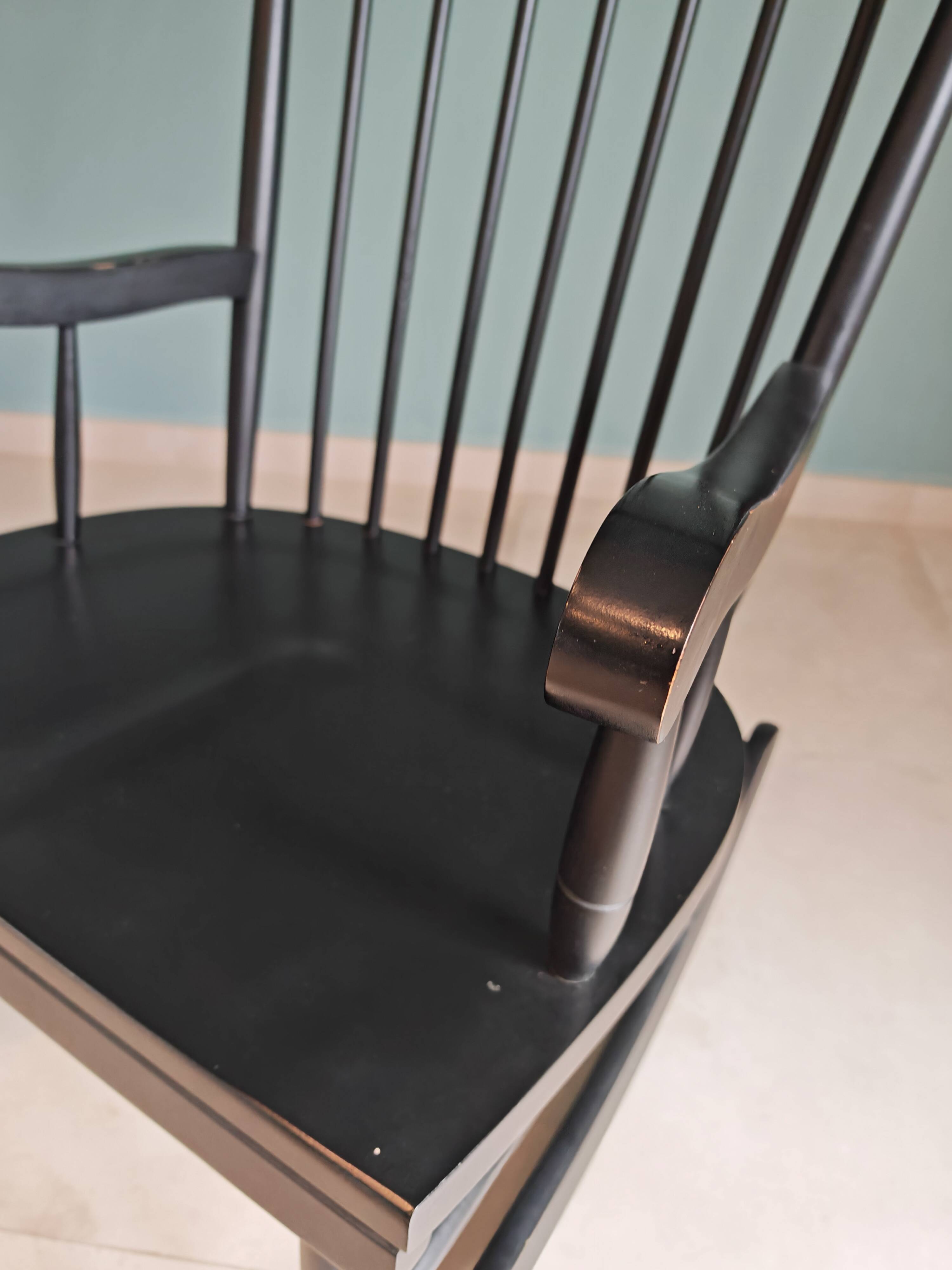 Rocking Chair Black Wood Vintage 1960 — Scandinavian Style