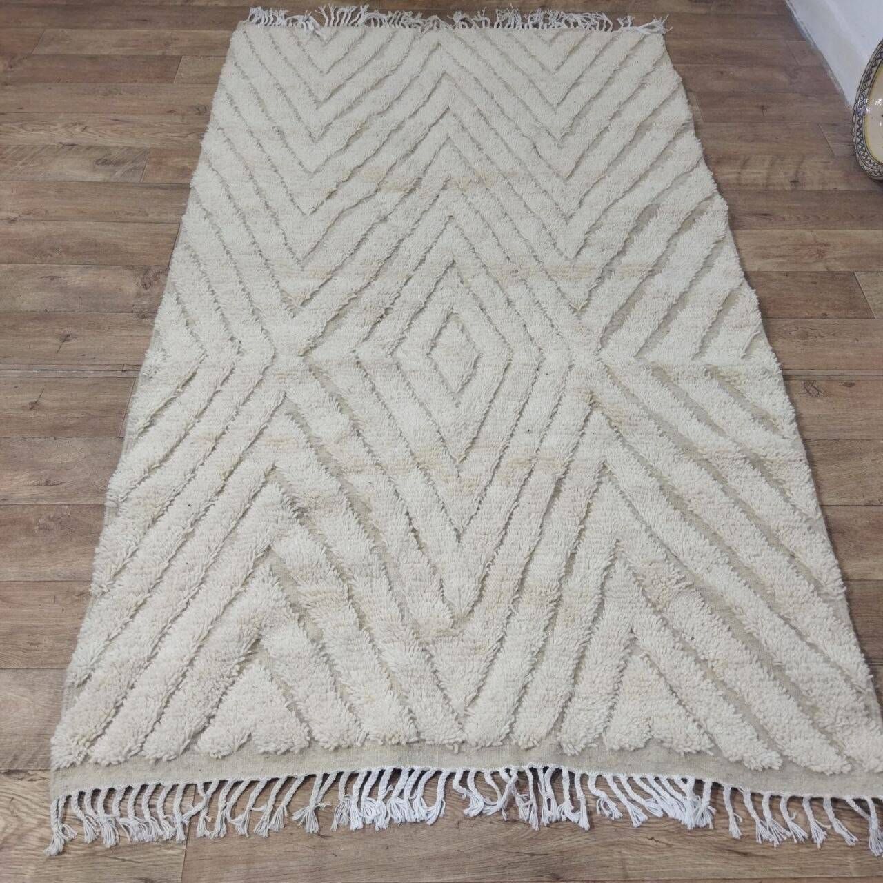 Handmade wool Berber rug 240 X 135 CM