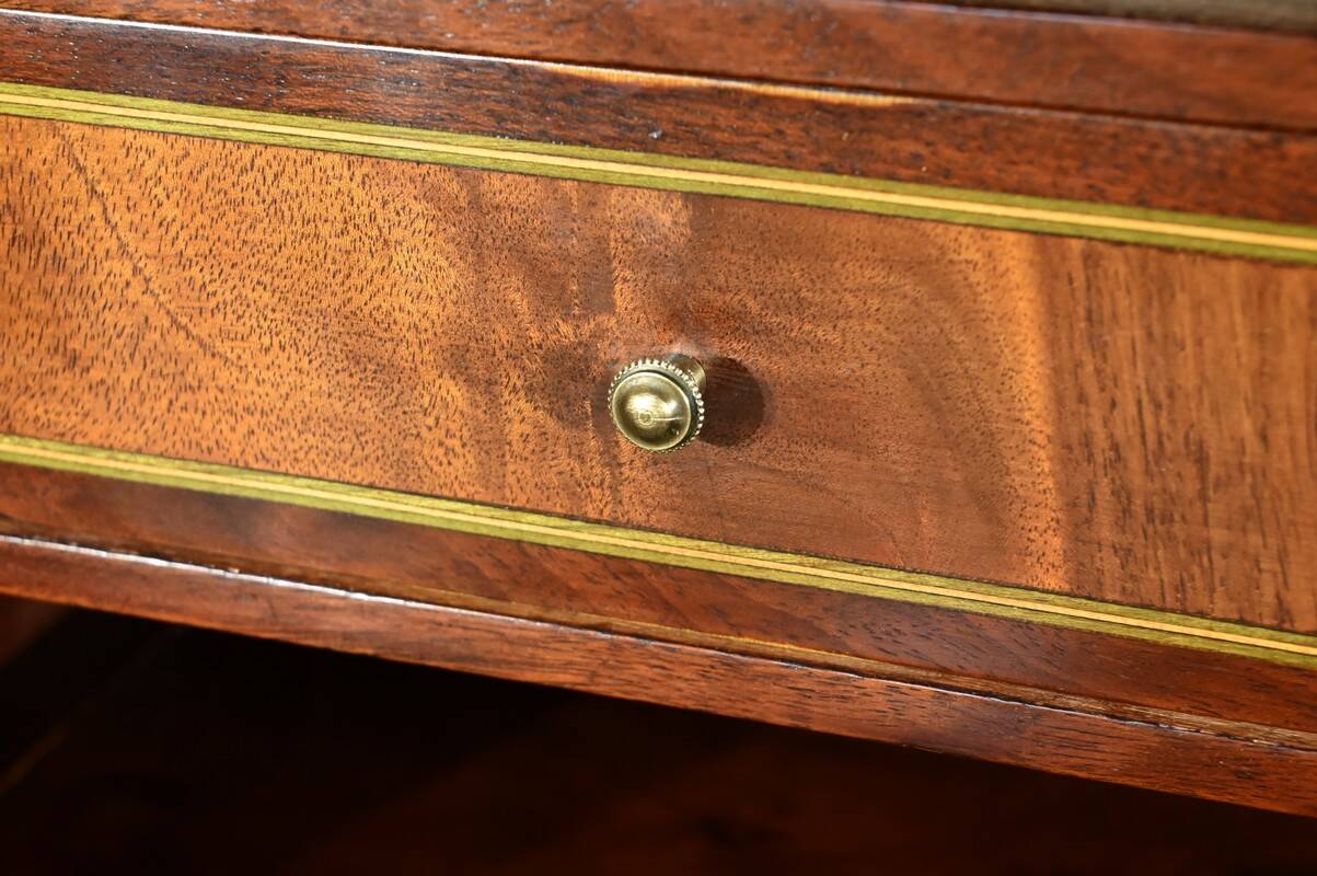 Small Bonheur du Jour Mahogany Desk, Louis XVI / Directory style – Early 20th century