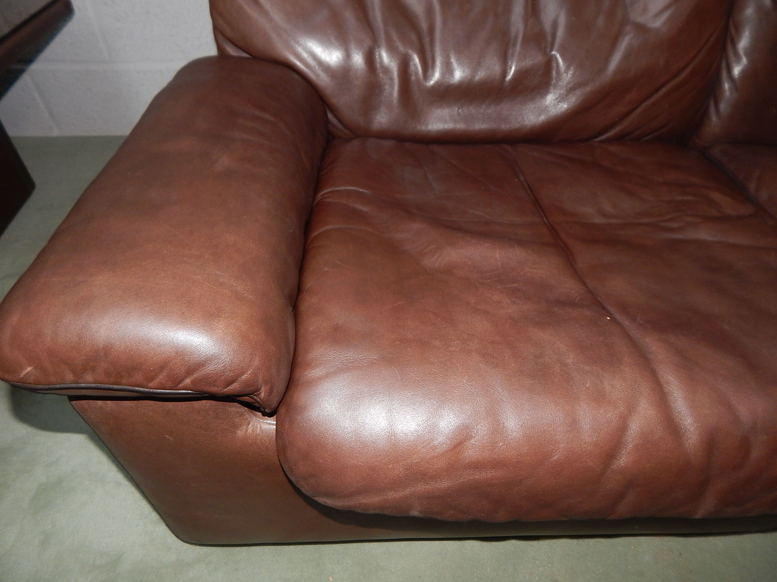 Leather sofa 2 places DS66 De Sede years 70/80