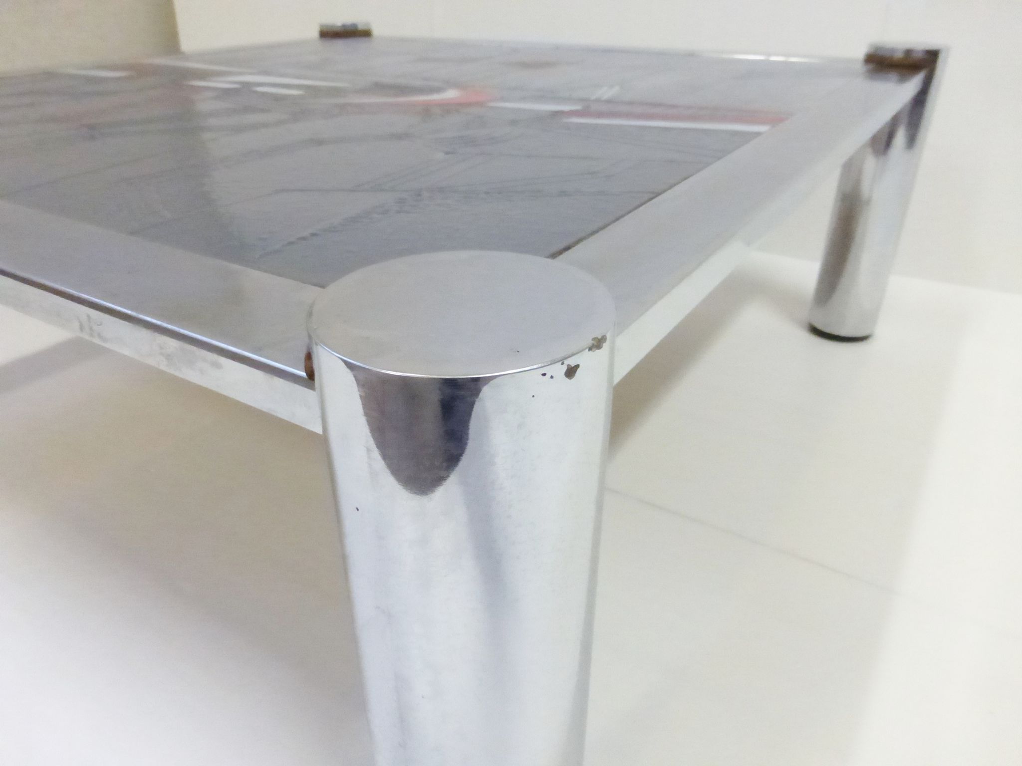 Grande table basse en céramique et chrome 1970 signée De Nisco vintage 70's space age