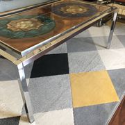 Table basse Designeuse Italienne Juliette Belarti céramique émaillée pieds