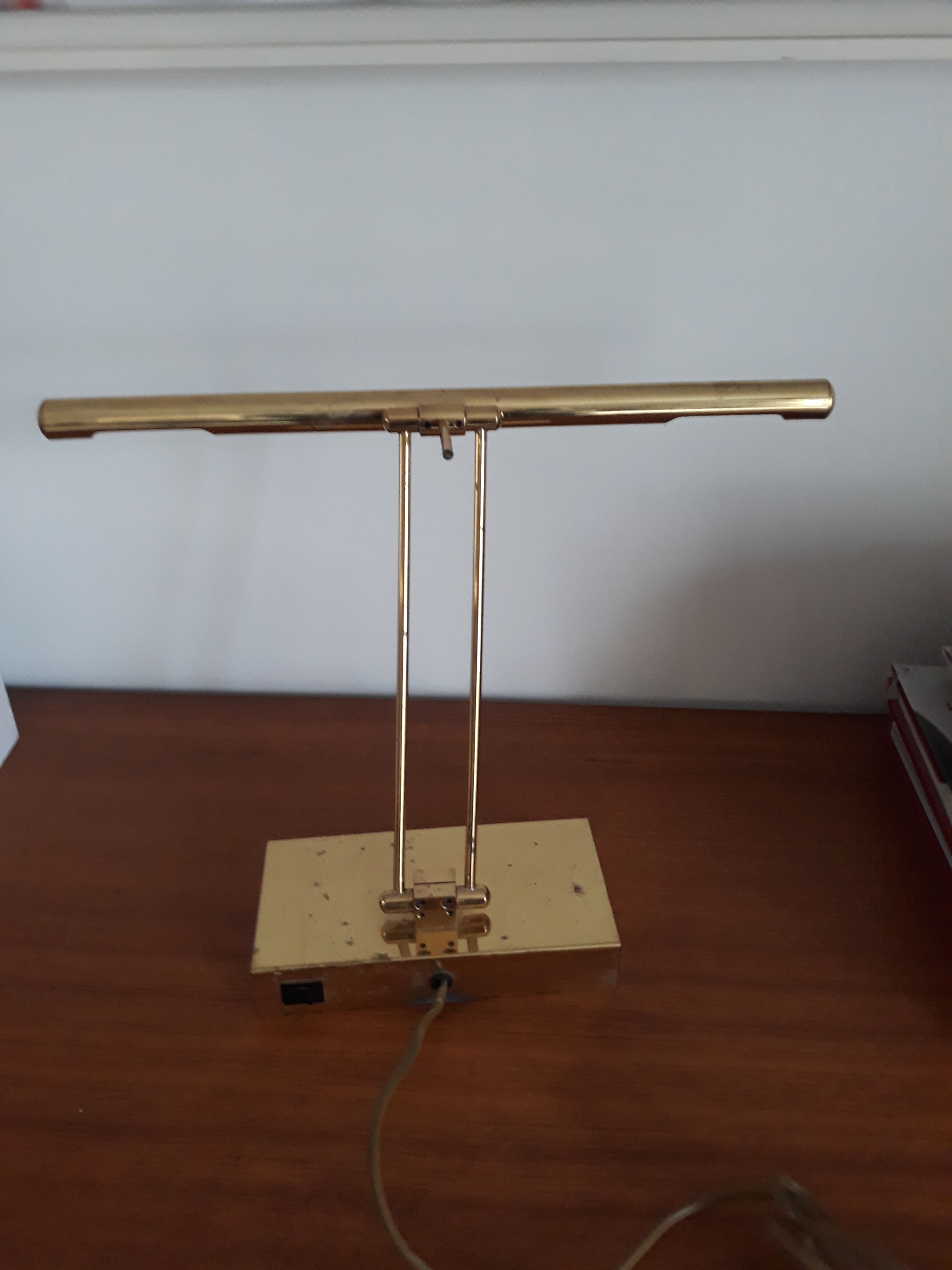 Italian vintage adjustable brass desk lamp