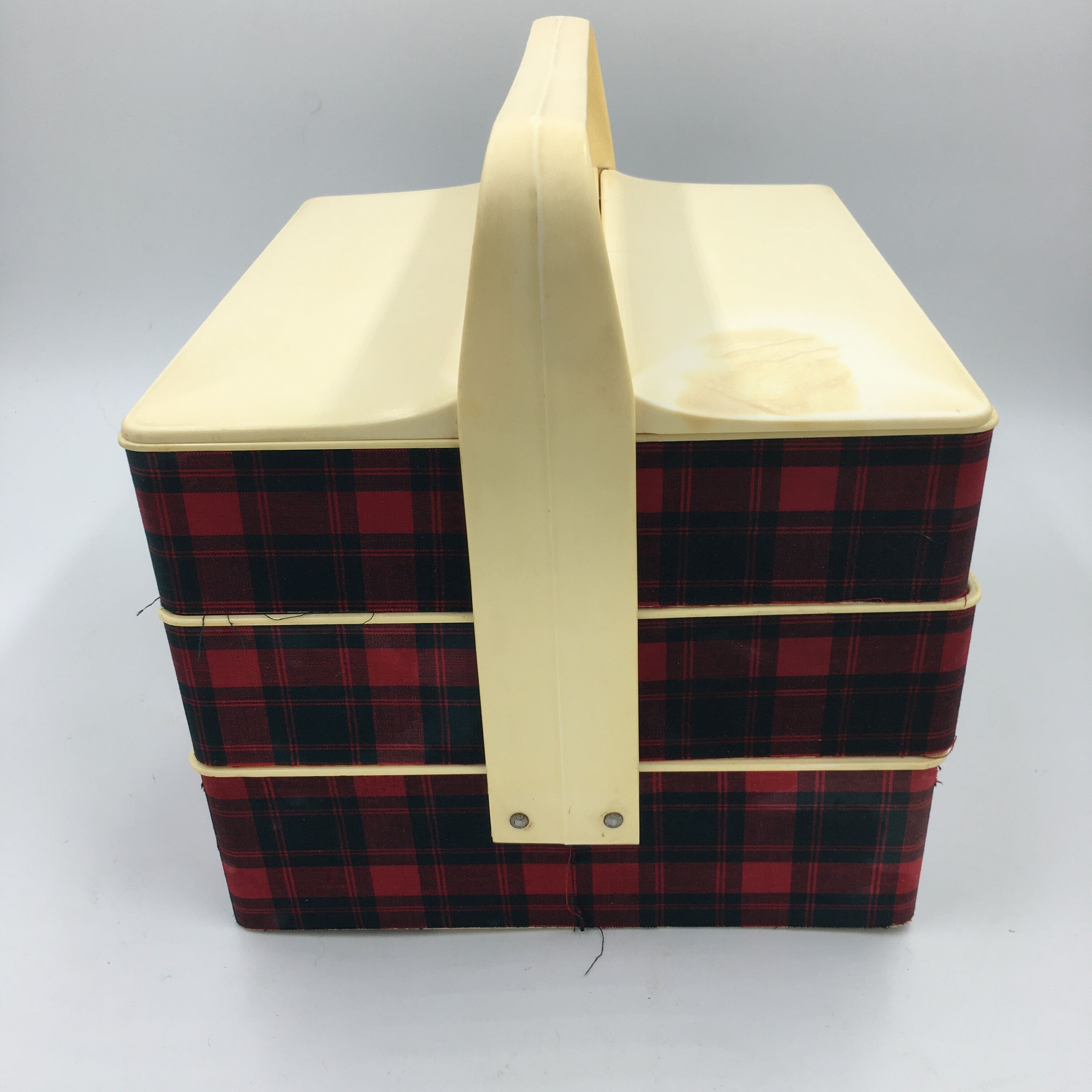 Dressmaker in Bakelite Scottish décor