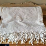 Dessus de lit en coton blanc  tissé , lit 1 place