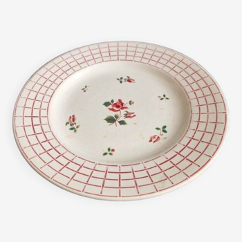 Round ceramic dish Digoin Sarreguemines model Rosa