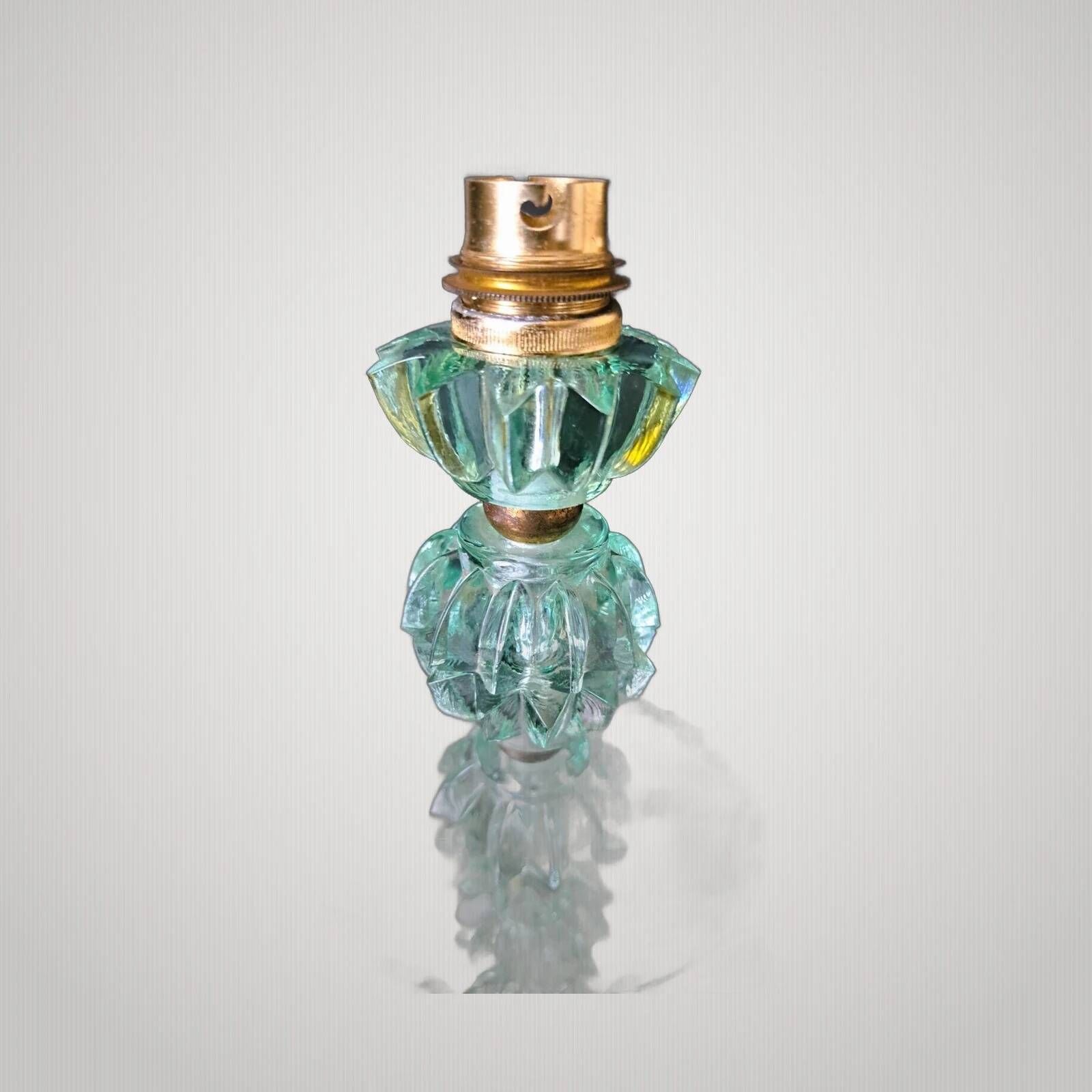 Lampe de chevet en cristal vert Attribuée à Jacques Adnet pour Bacarrat