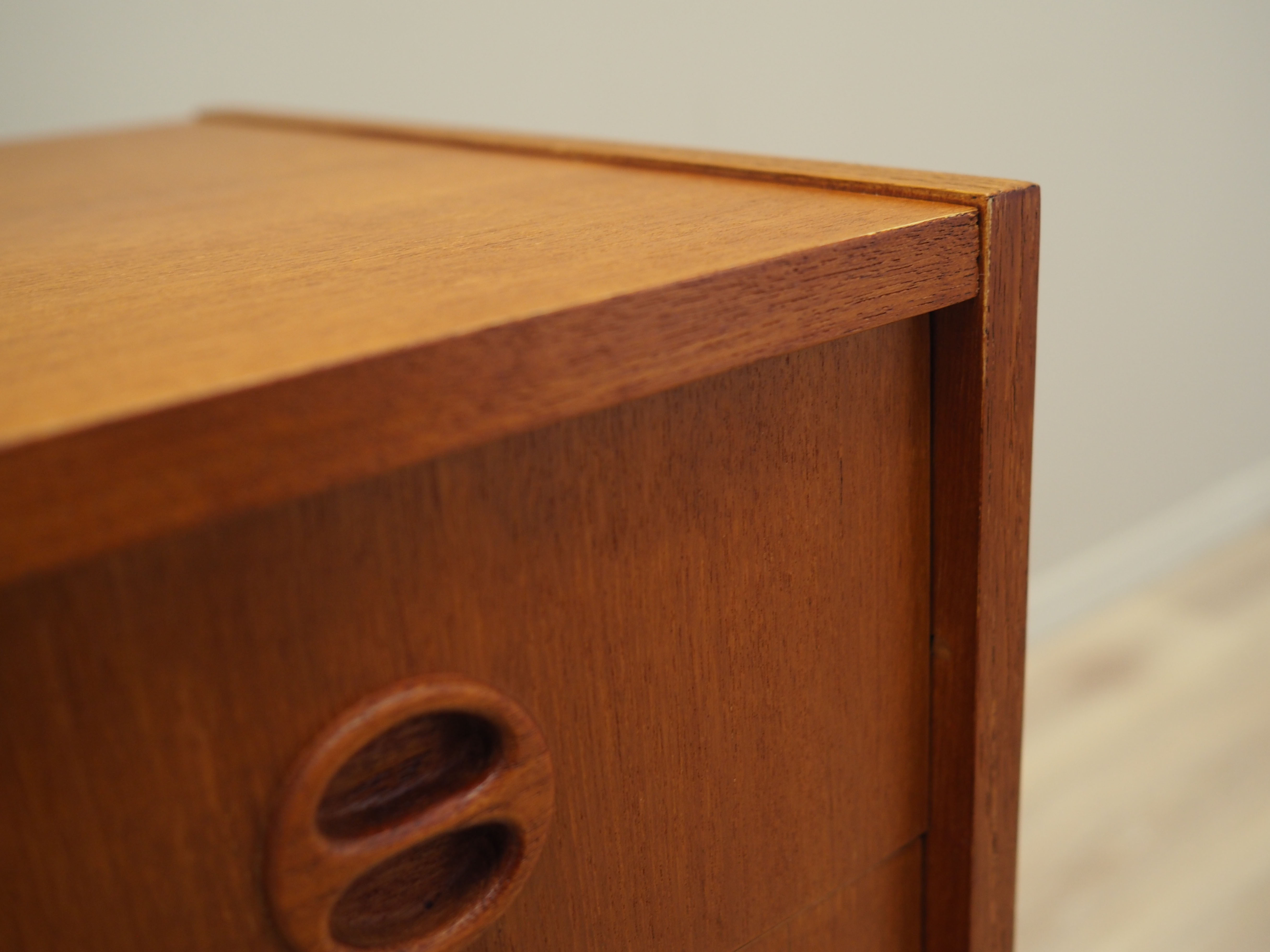 Commode en teck, design danois, années 1970, Danemark