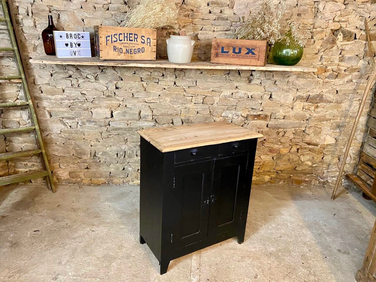 2-door buffet black