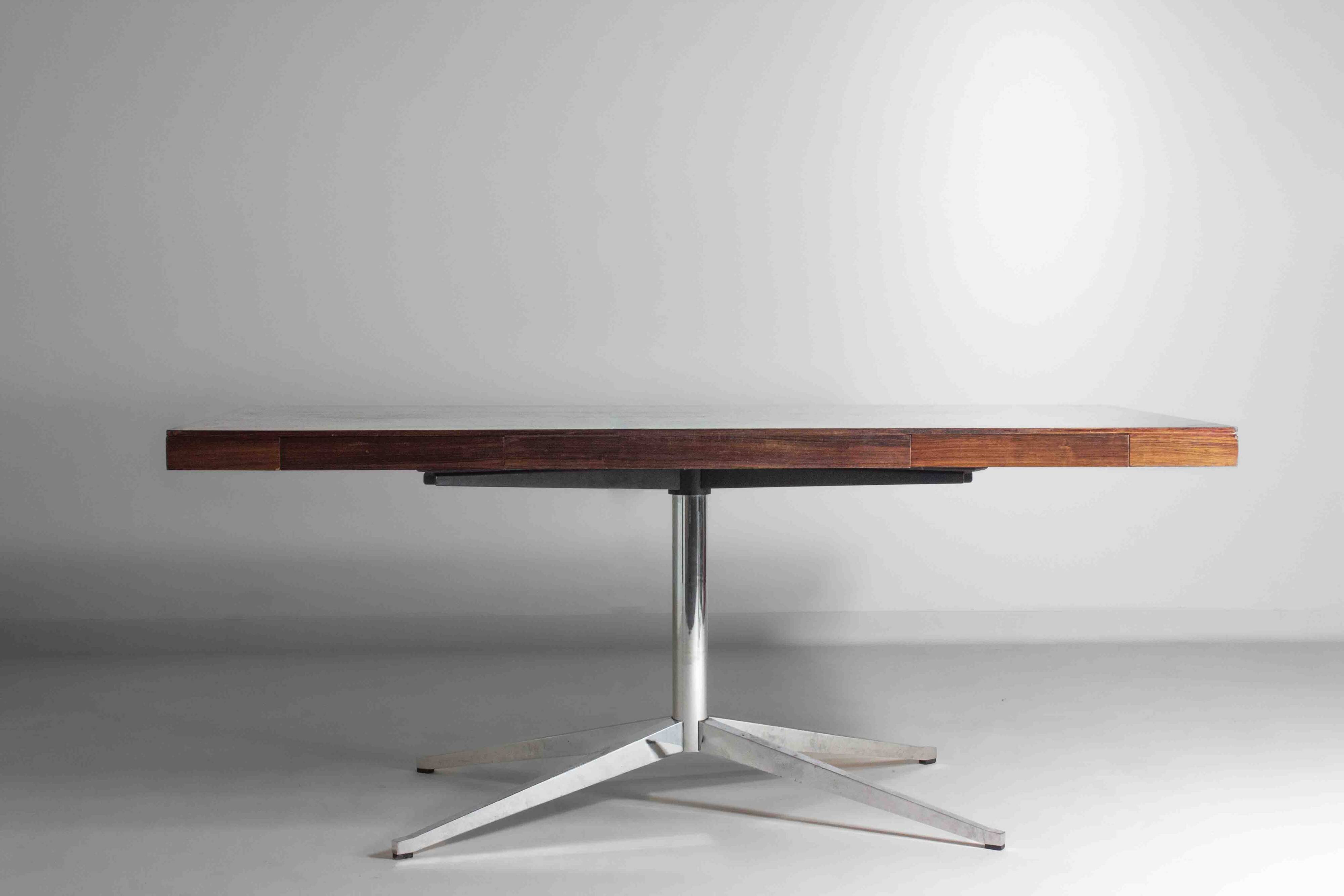 Bureau exécutif en palissandre par Florence Knoll, années 1970