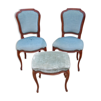 Chaises et  tabouret