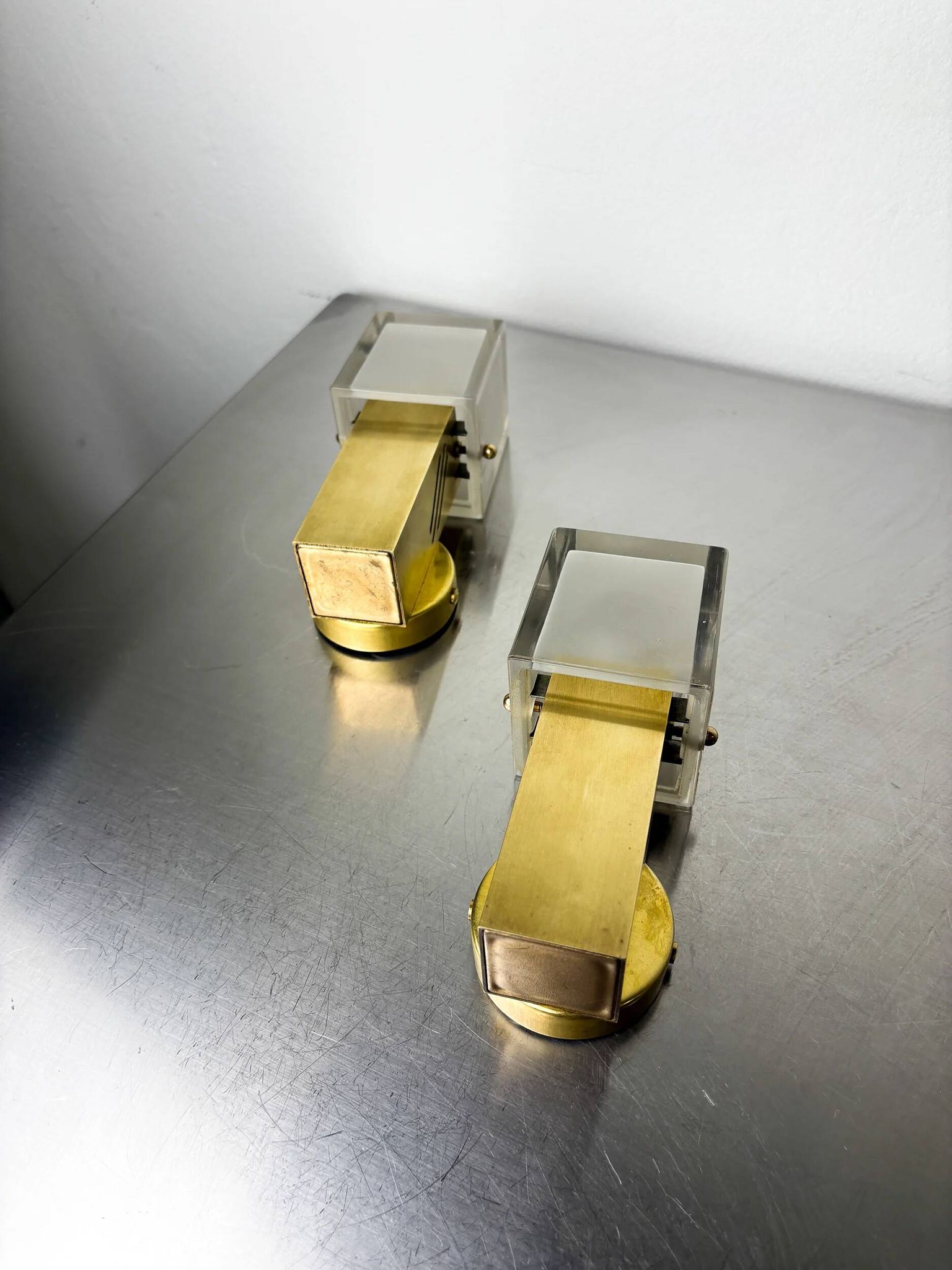 Pair of cubic Murano glass wall lights by Gaetano Sciolari, Italy, circa 1970s