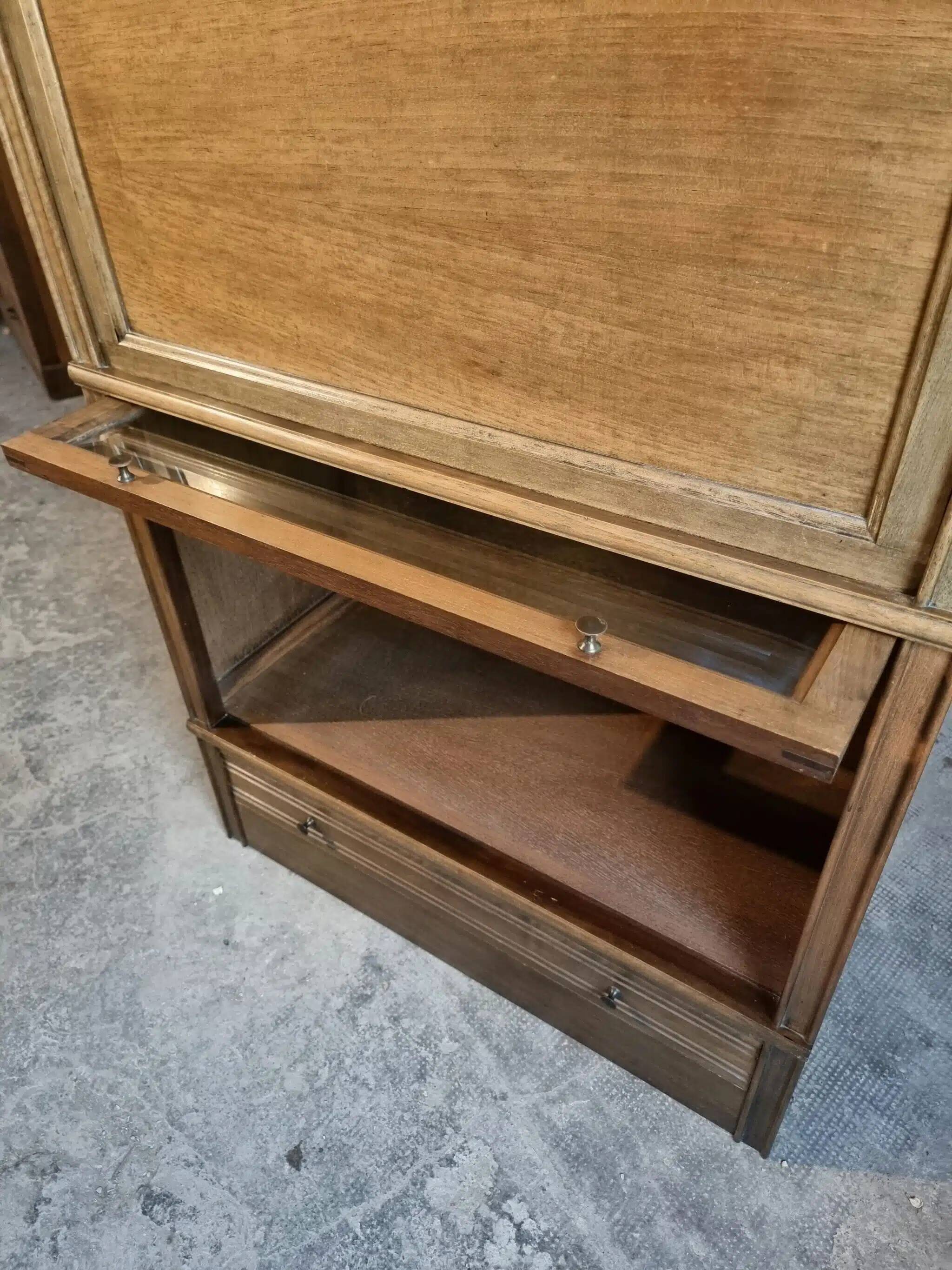 Vintage Globe Wernicke drinks buffet, modular mahogany bar cabinet, 1960s display case.