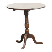 Antique 18th century English tilt-top / side table