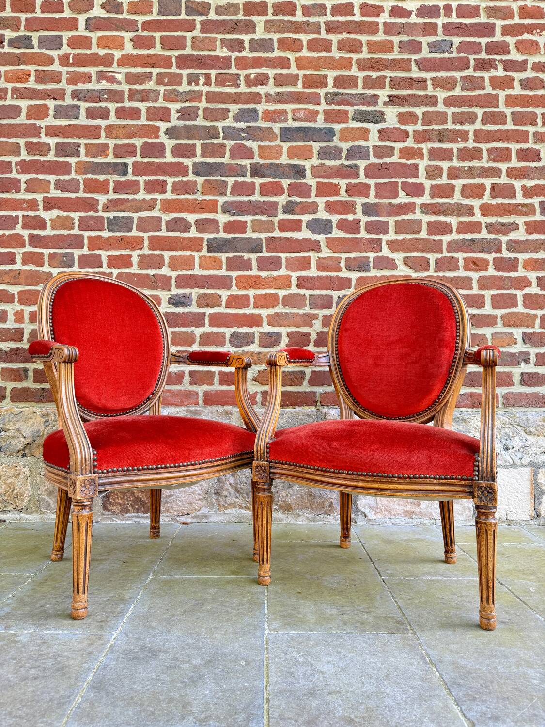 Pair Of Louis XVI Style Medallion Armchairs XIX Eme Century