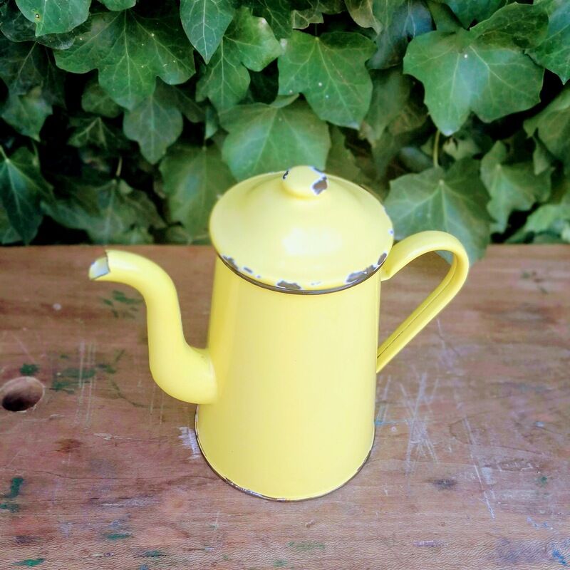 Yellow enamelled coffee maker