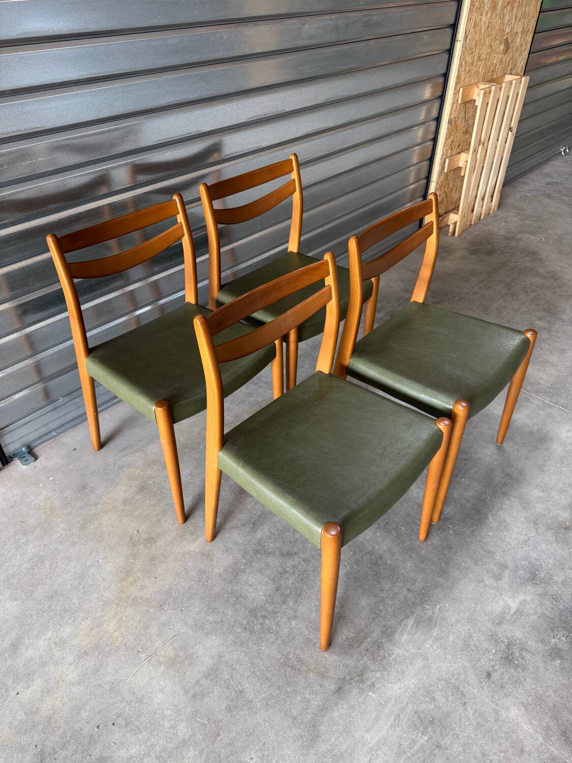 4 Scandinavian style chairs from the 1970s