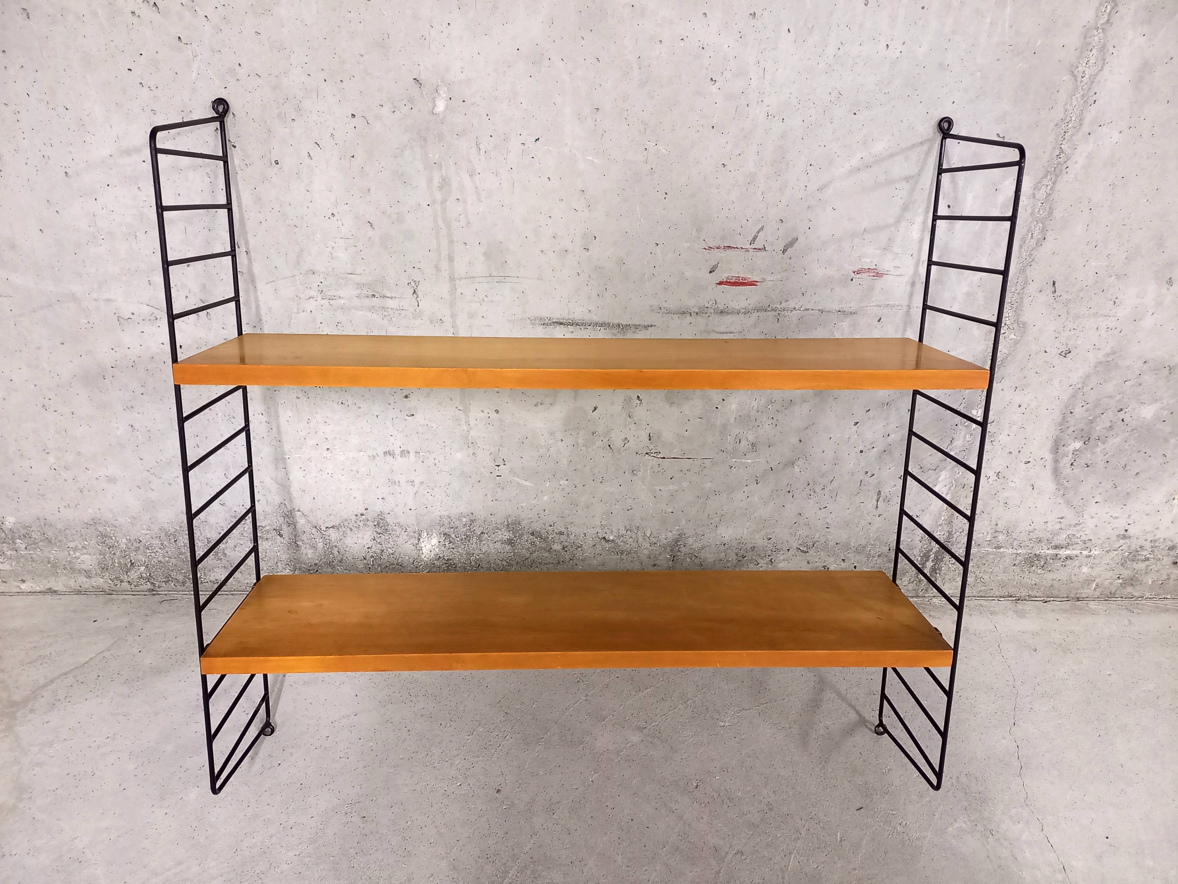 Vintage wall shelf in cherry and black metal Style String Tomado