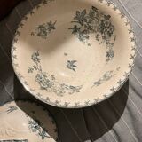 Porcelain soup tureen and dish