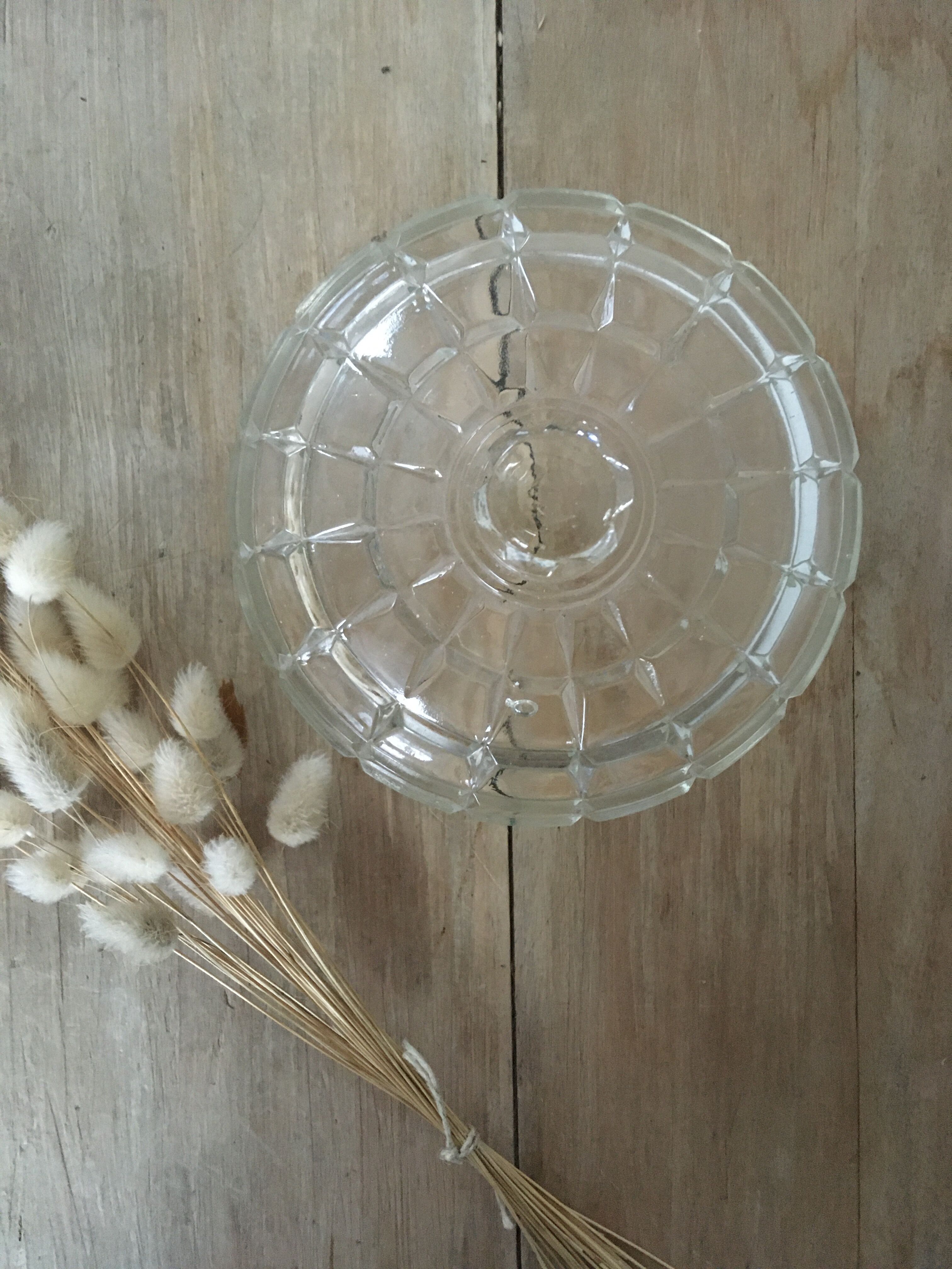 Cheese or dessert bell with glass tray