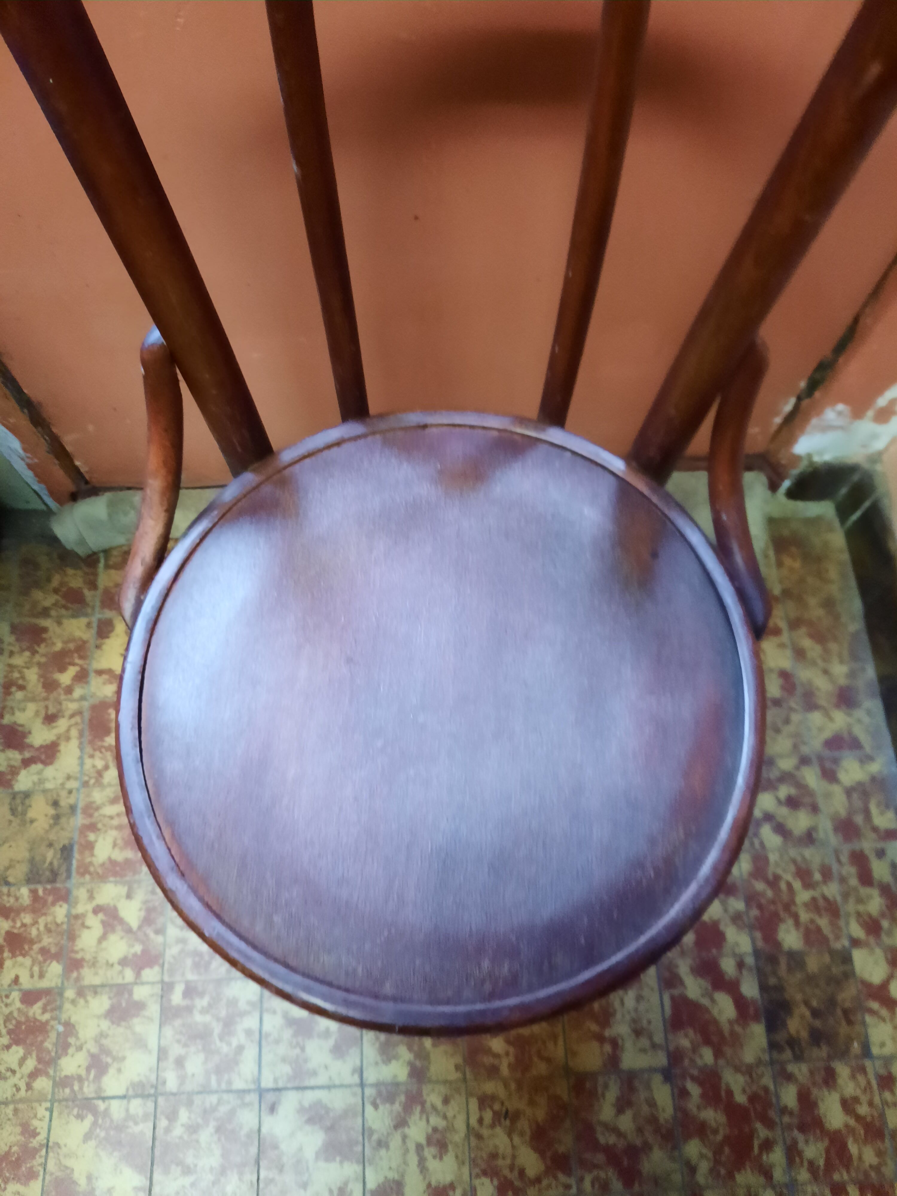 Chaise bistrot vintage