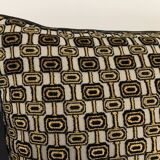 Gaston y Daniela long decorative cushion