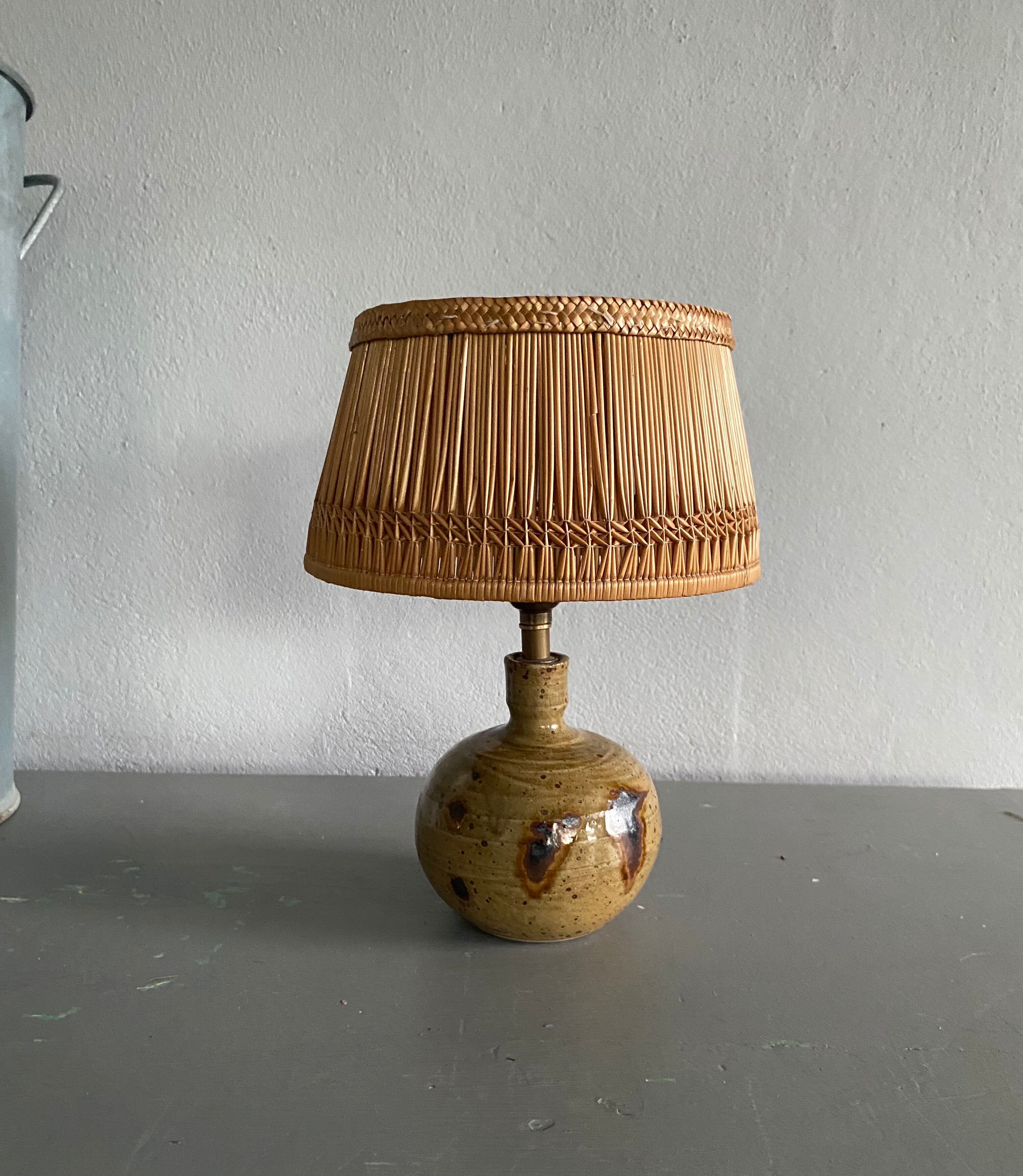 Pyrite stoneware lamp
