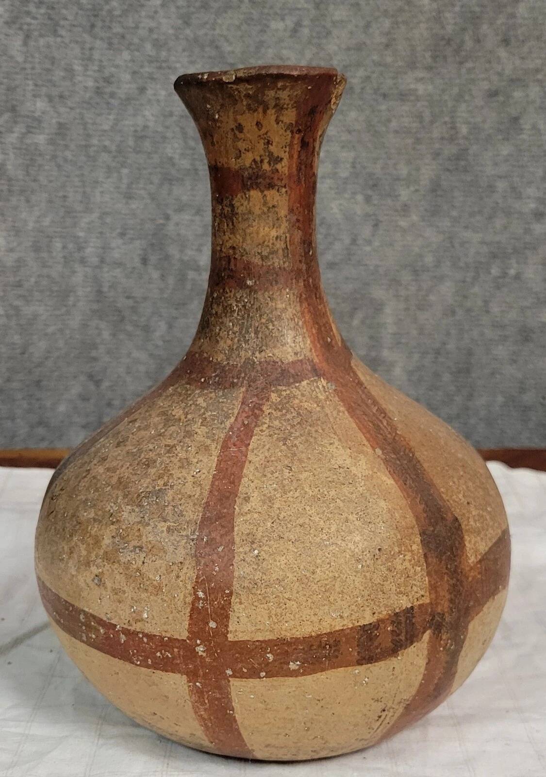 Old traditional Kabyle / Berber terracotta pottery