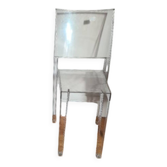 Chaise la marie, transparent de kartell