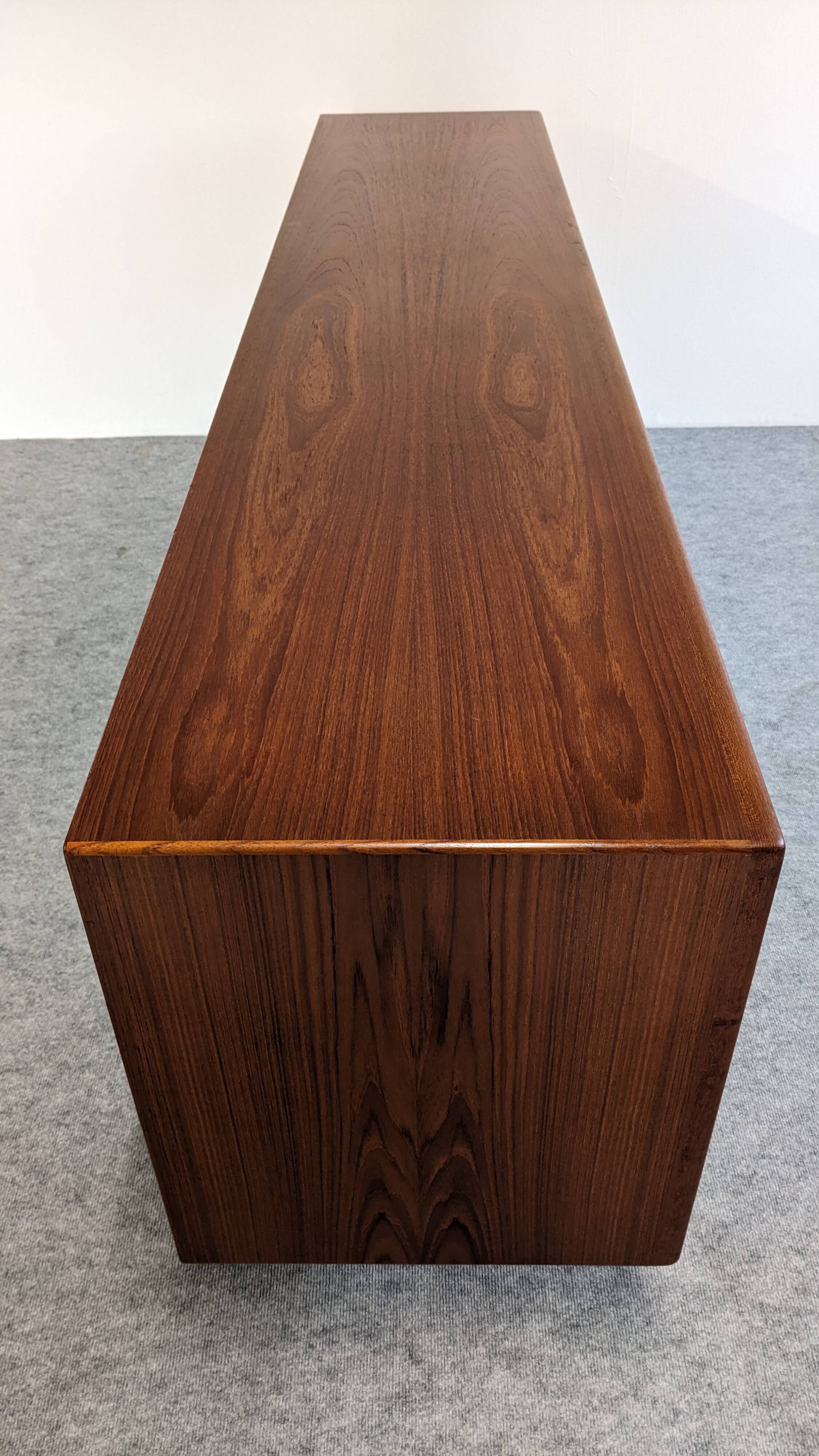 Modernist teak sideboard by Arne Vodder for Dyrlund 50s/60s