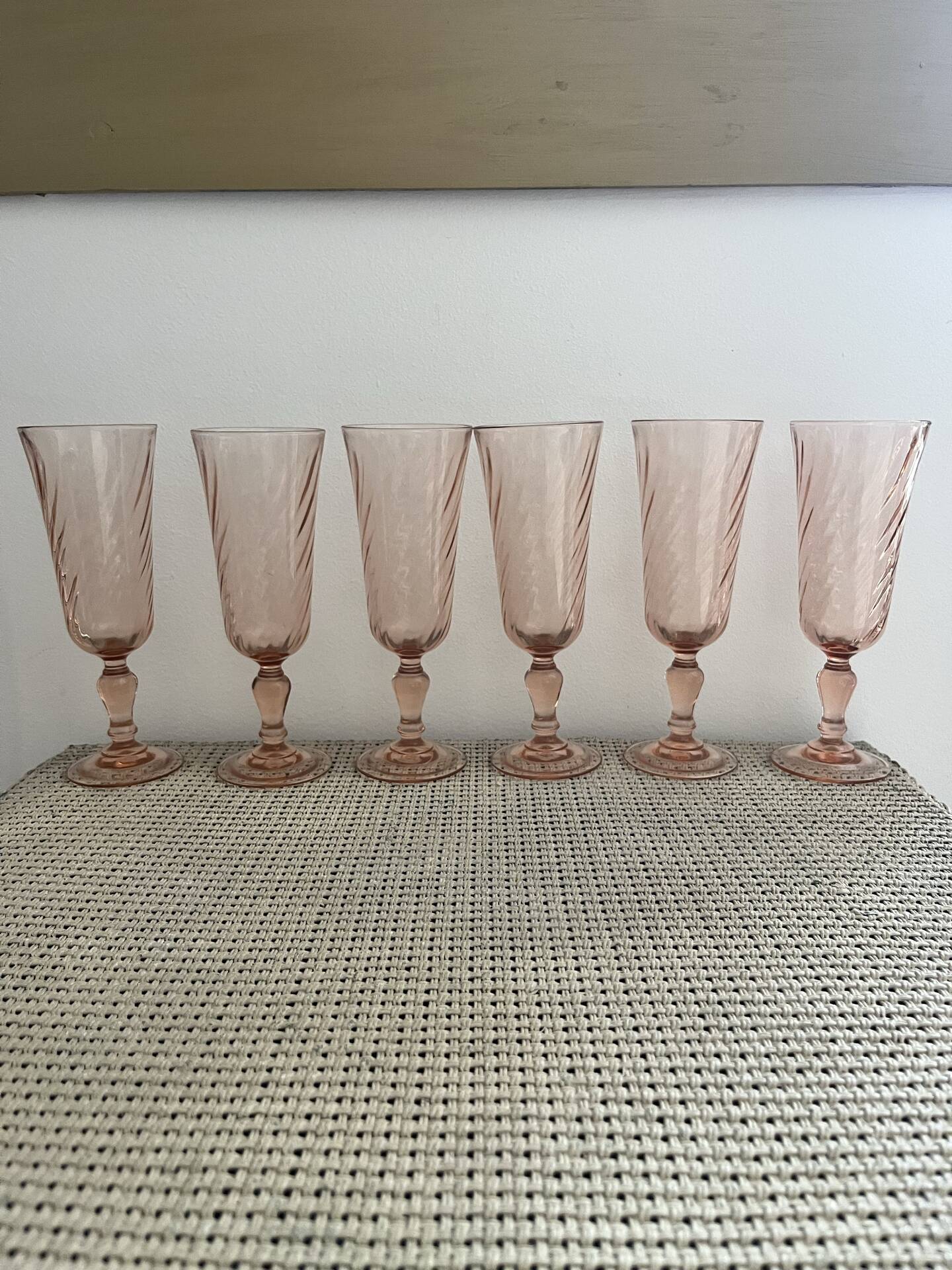6 champagne flutes