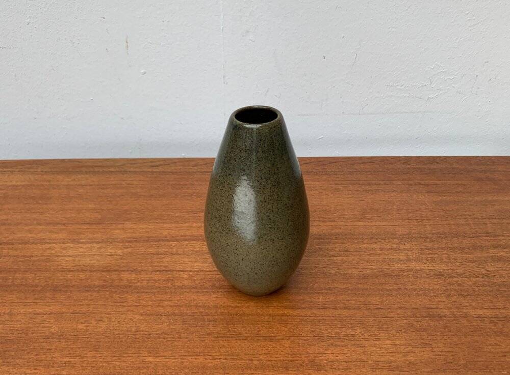 East German pottery vase from the mid-century GDR by VEB Coswig Keramik, 1960s.