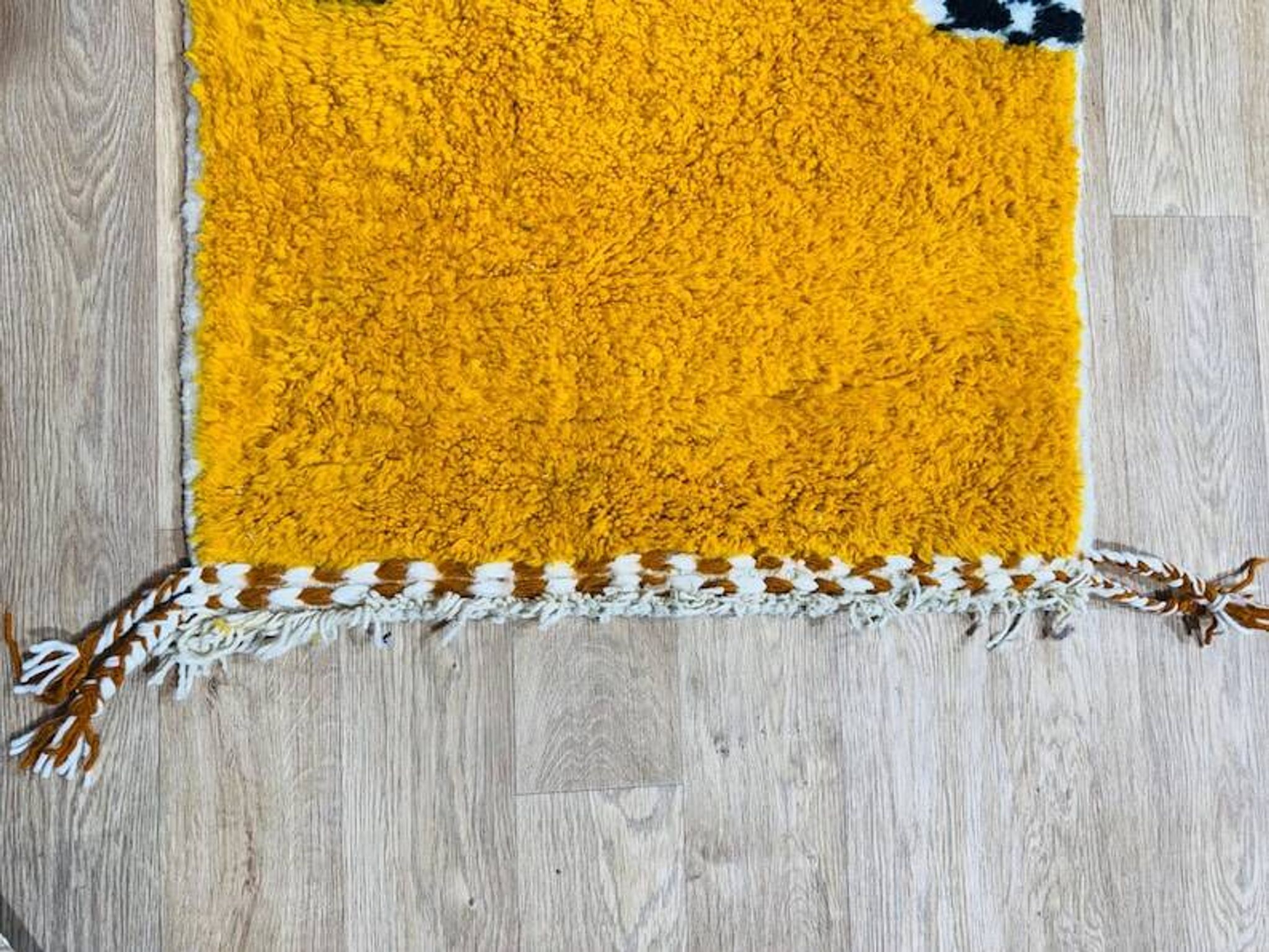 Handmade wool runner rug 300cmx70cm