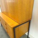 Armoire en placage Hellerau avec pieds et tiroirs en acier
