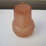 Ancien vase en verre rose de style art déco