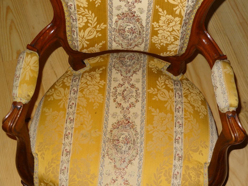Voltaire mahogany armchair, nineteenth century